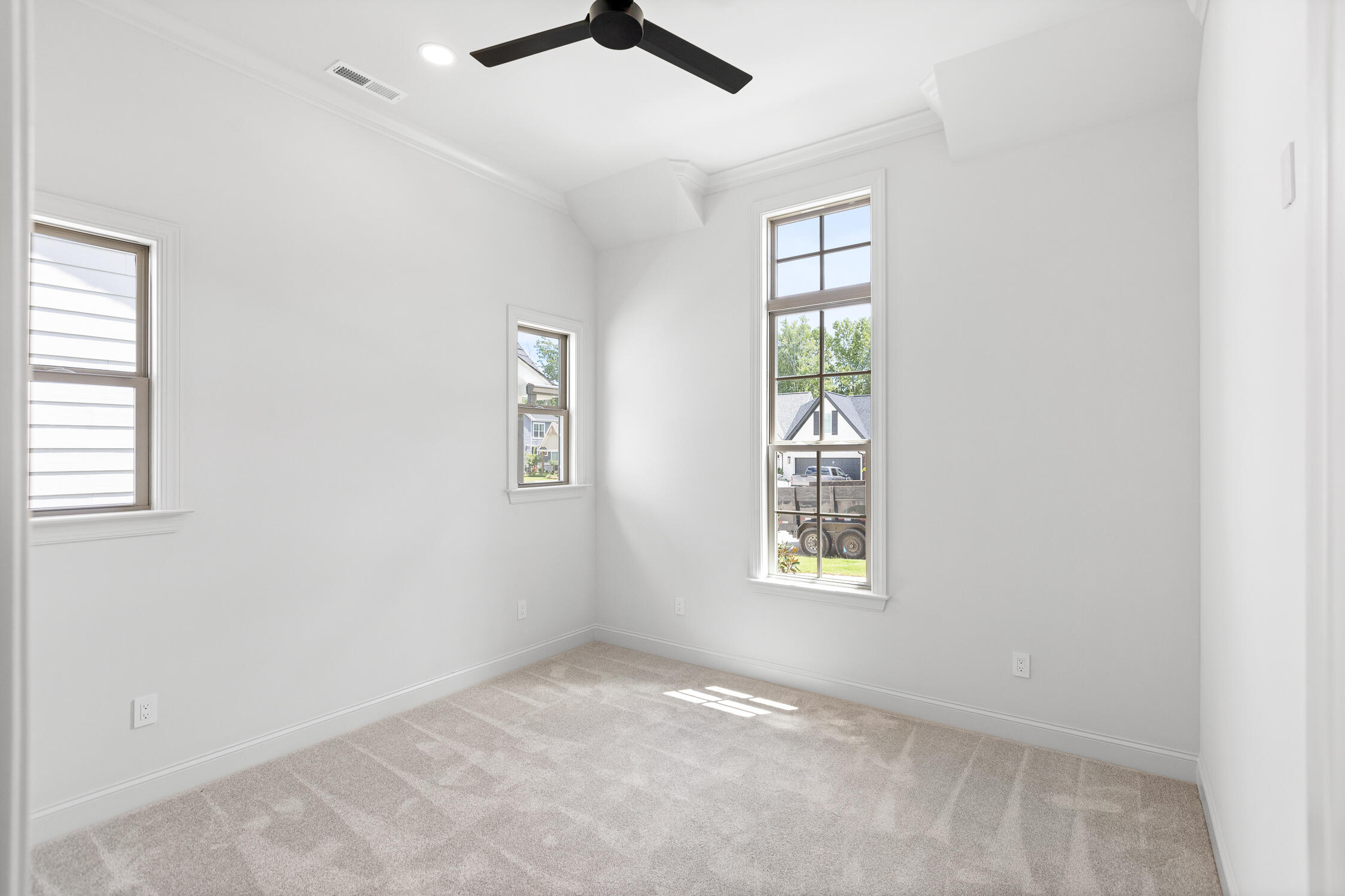 618 Sun Valley Road