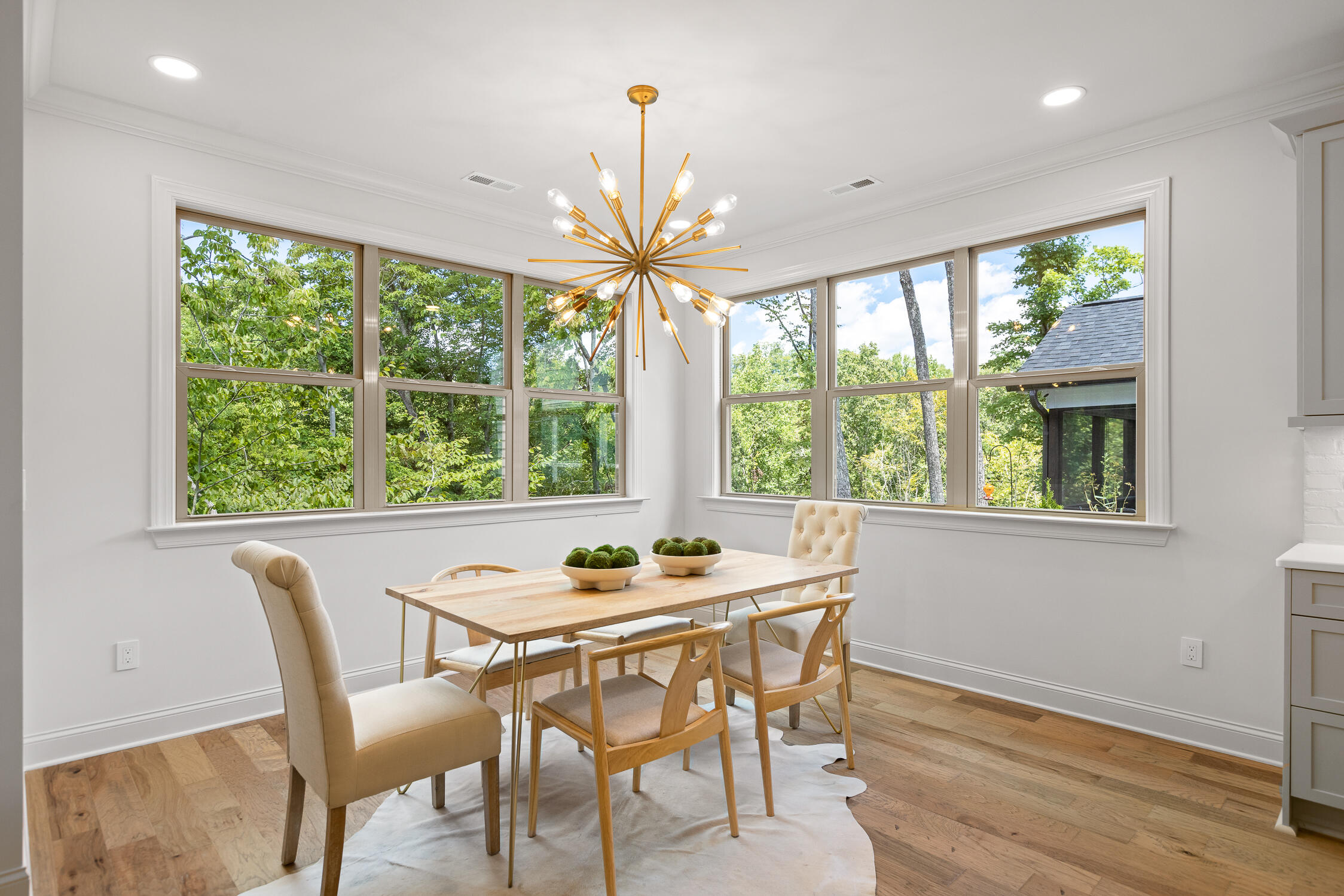 618 Sun Valley Road