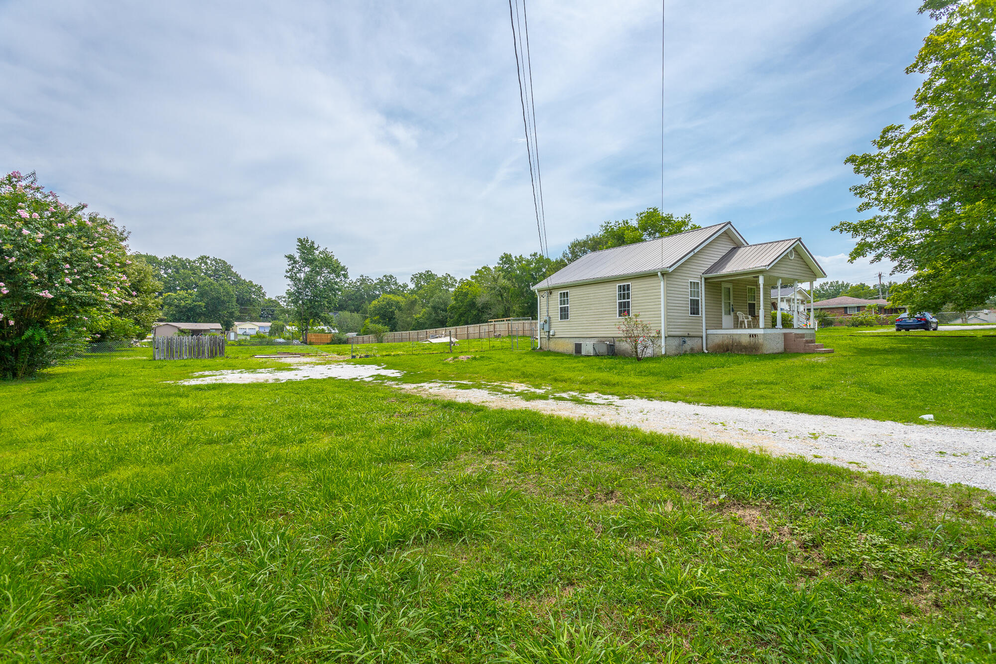 1731 Thrasher Pike