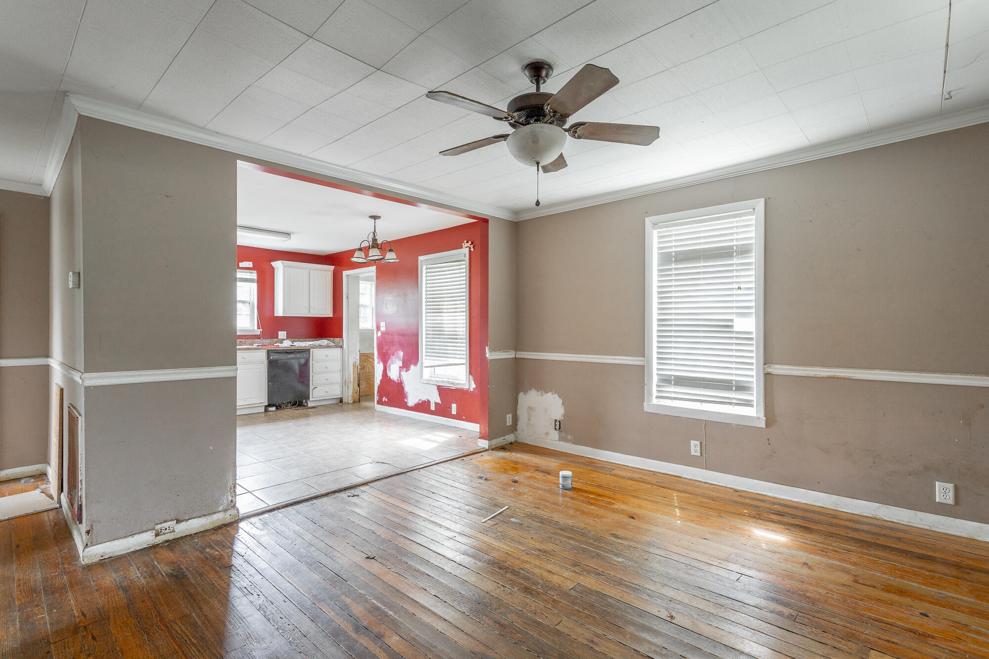 1731 Thrasher Pike