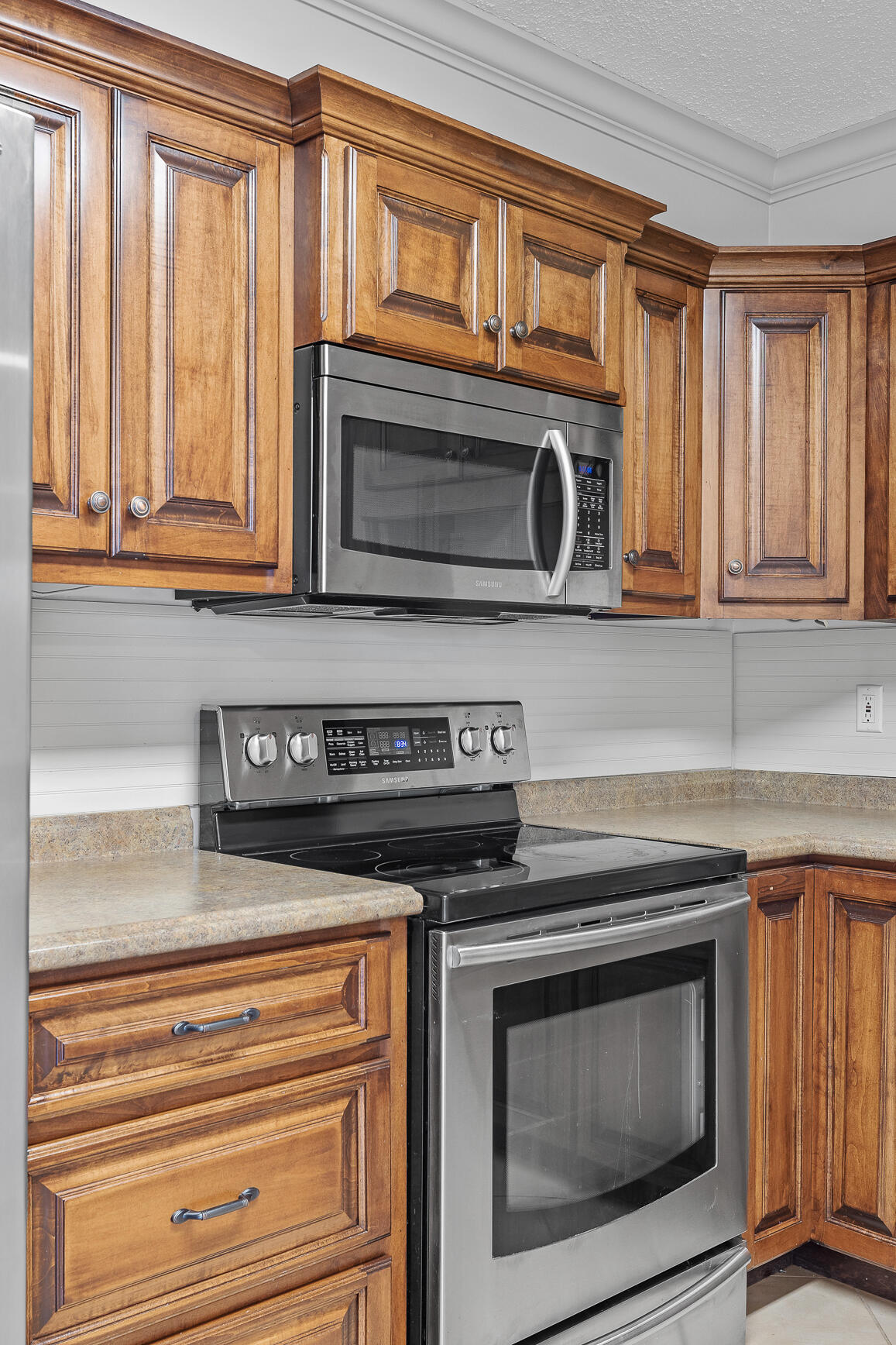 1131 Stringers Ridge 10c Road