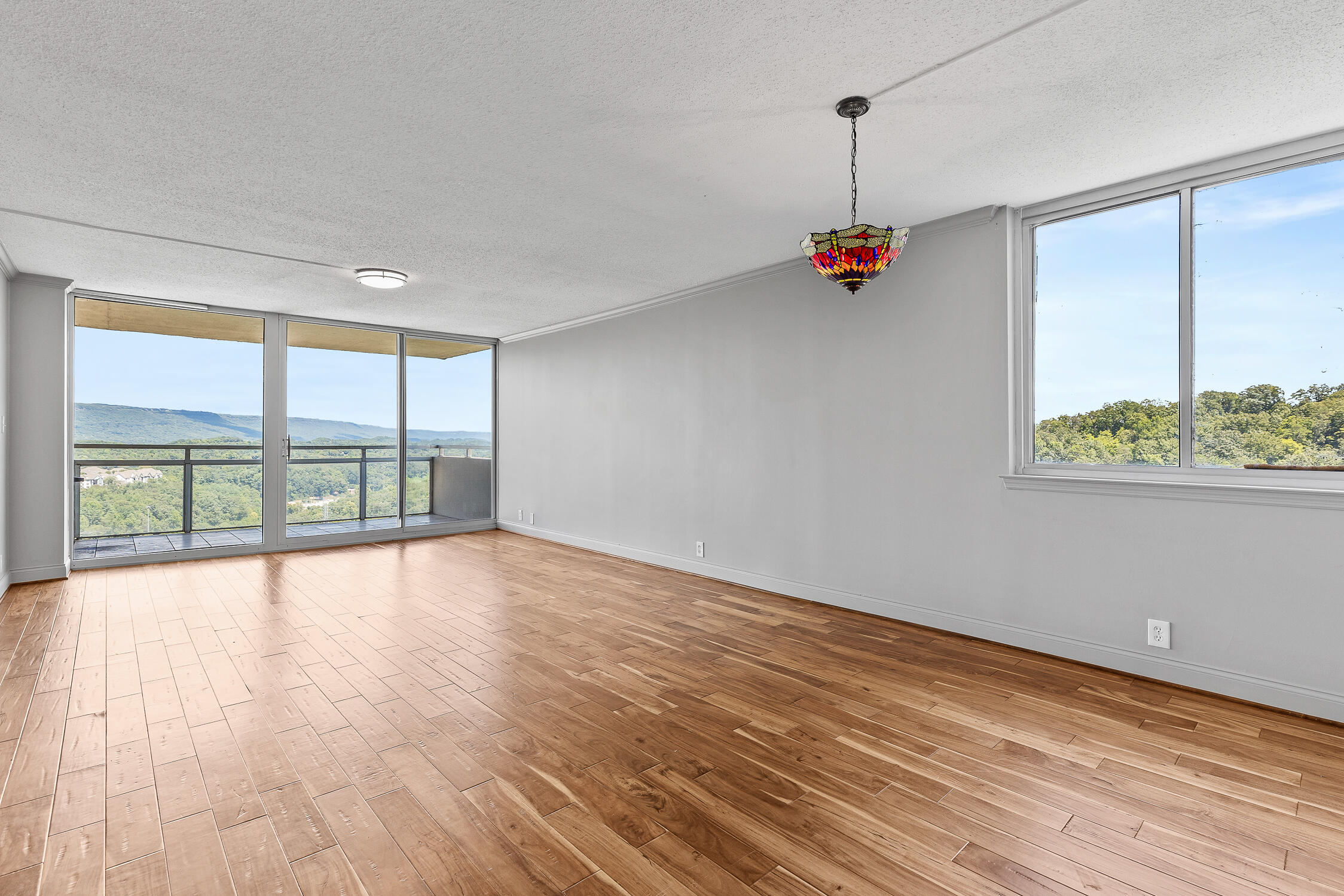 1131 Stringers Ridge 10c Road