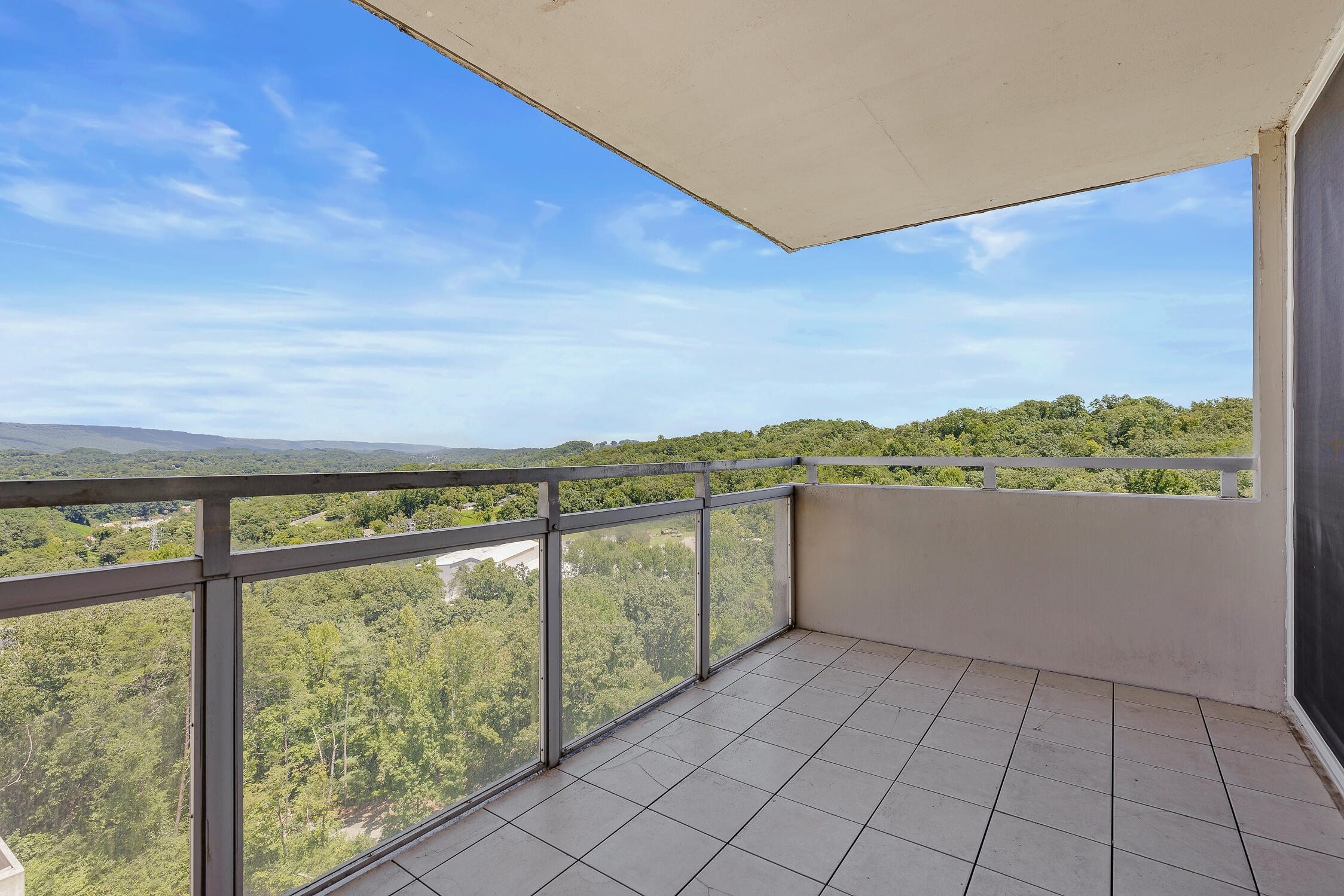 1131 Stringers Ridge 10c Road