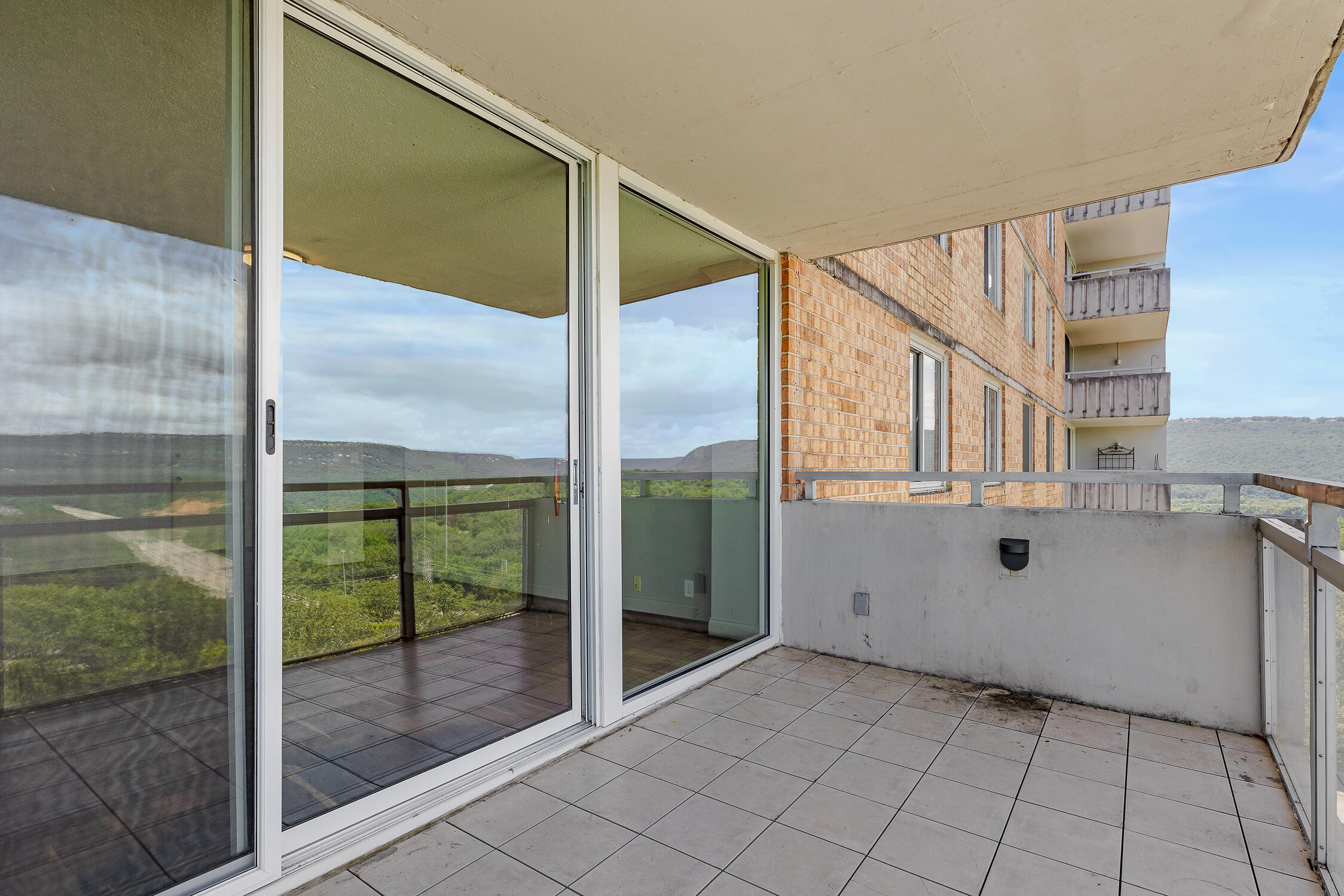 1131 Stringers Ridge 10c Road