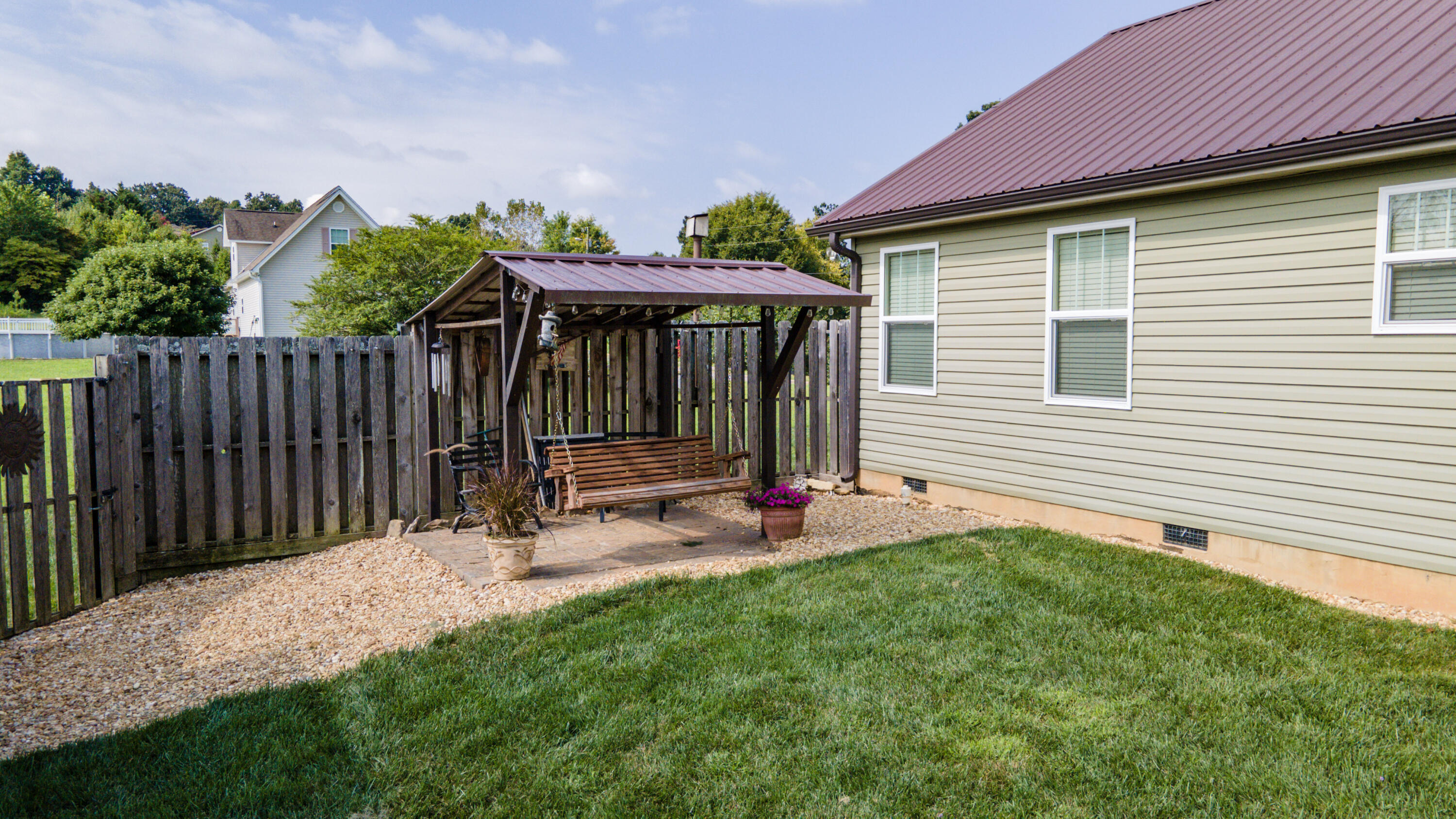 308 NE Willbrook Circle