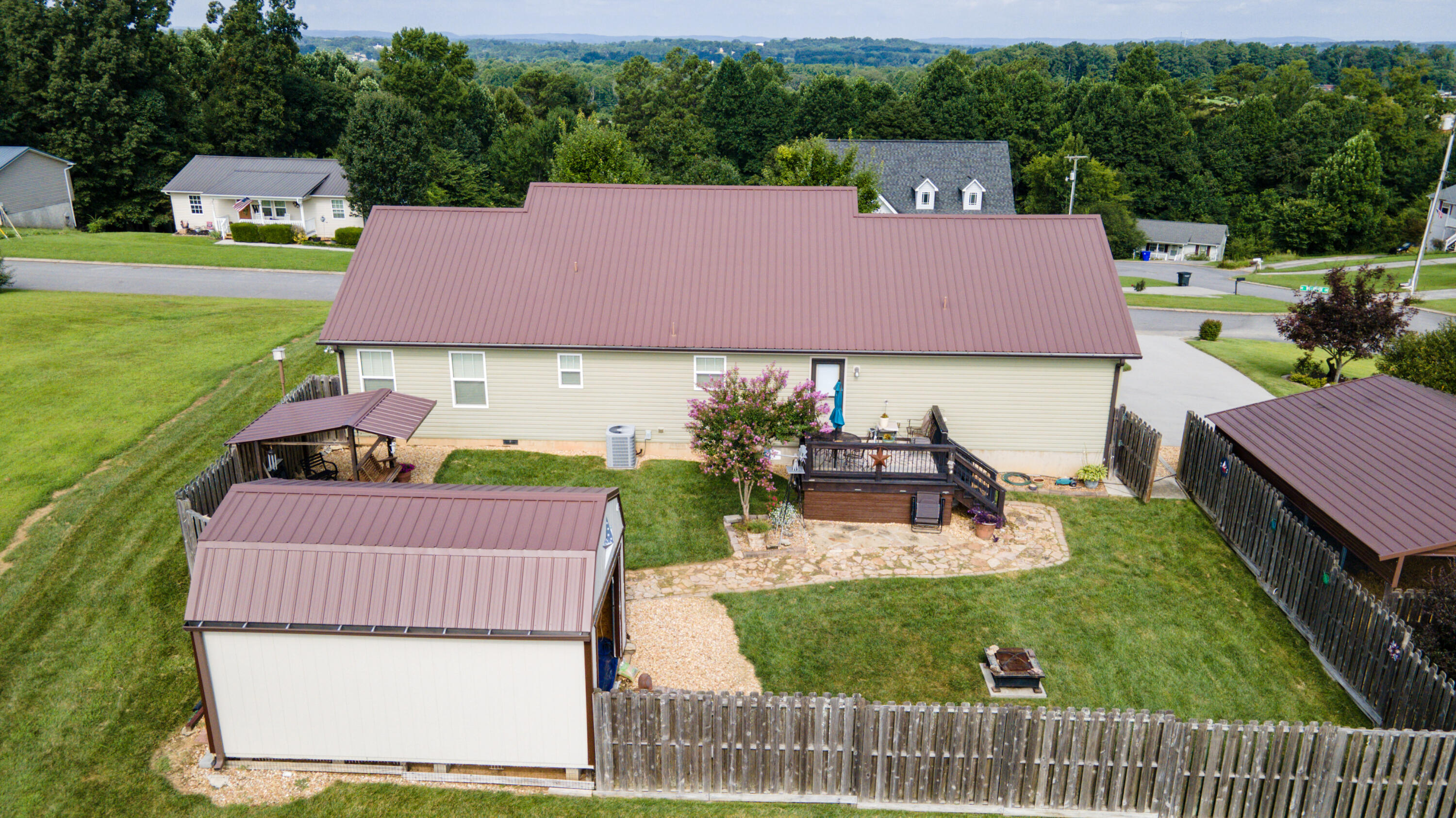 308 NE Willbrook Circle