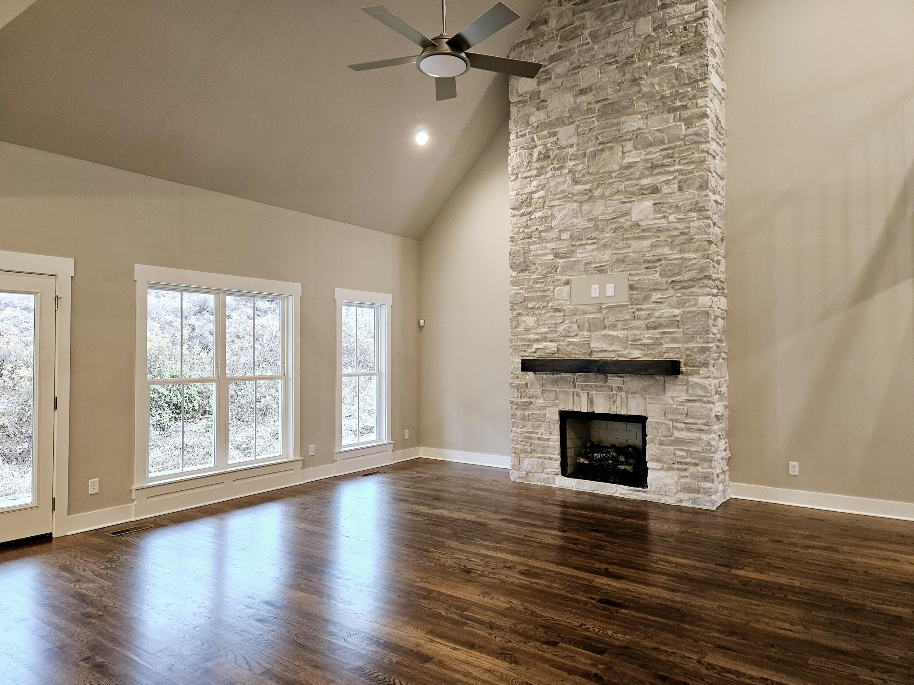 4077 Barnsley Loop, 71