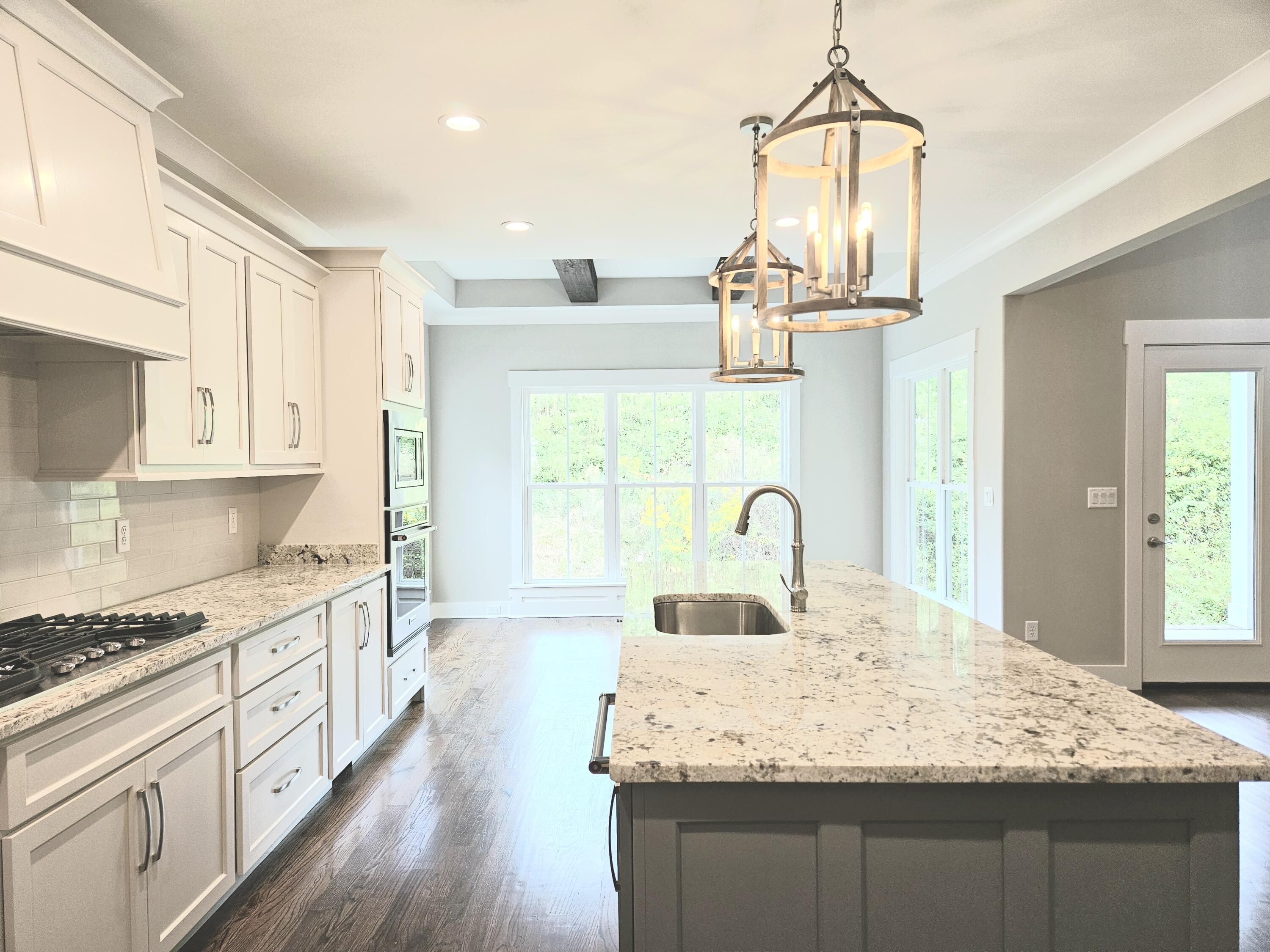 4077 Barnsley Loop, 71