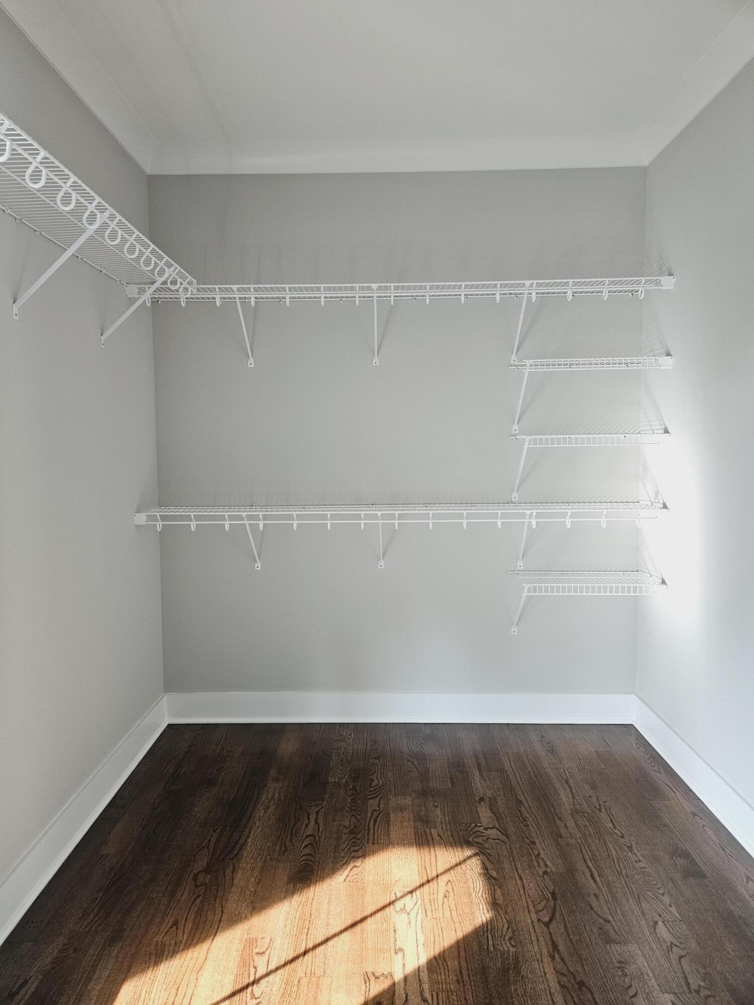 4077 Barnsley Loop, 71