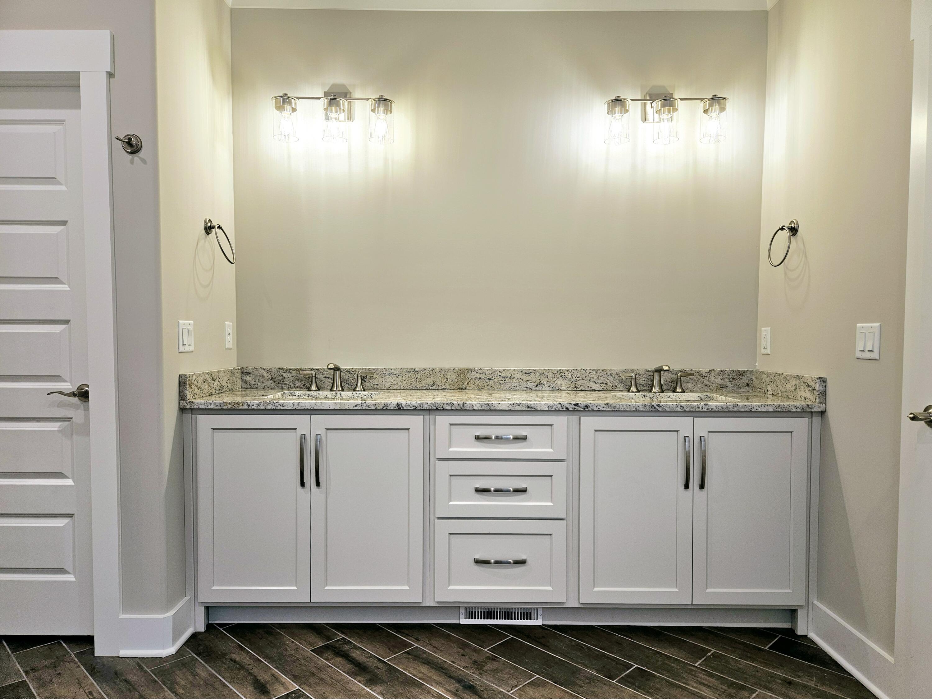 4077 Barnsley Loop, 71