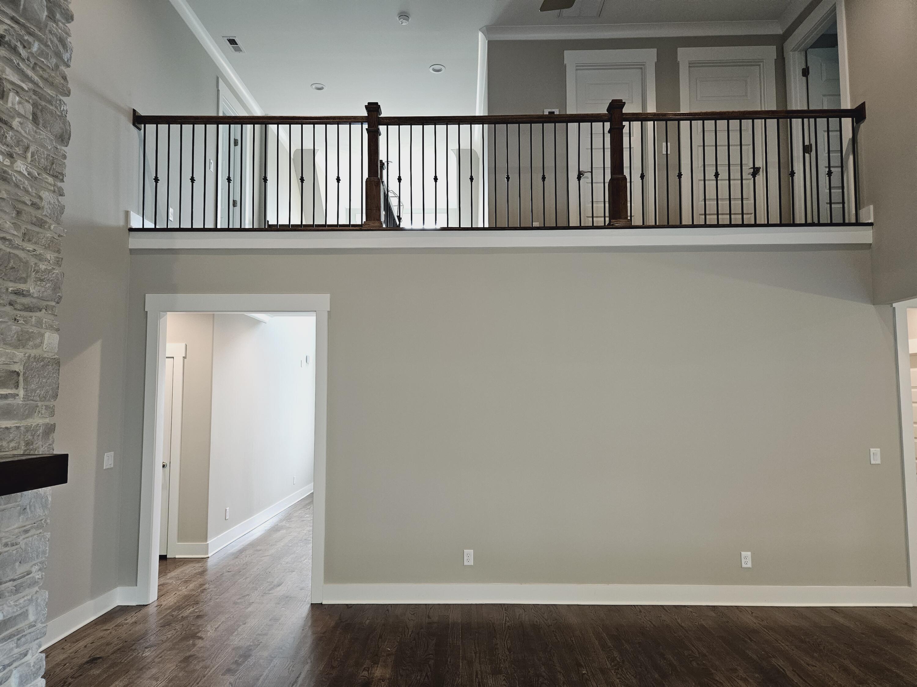 4077 Barnsley Loop, 71