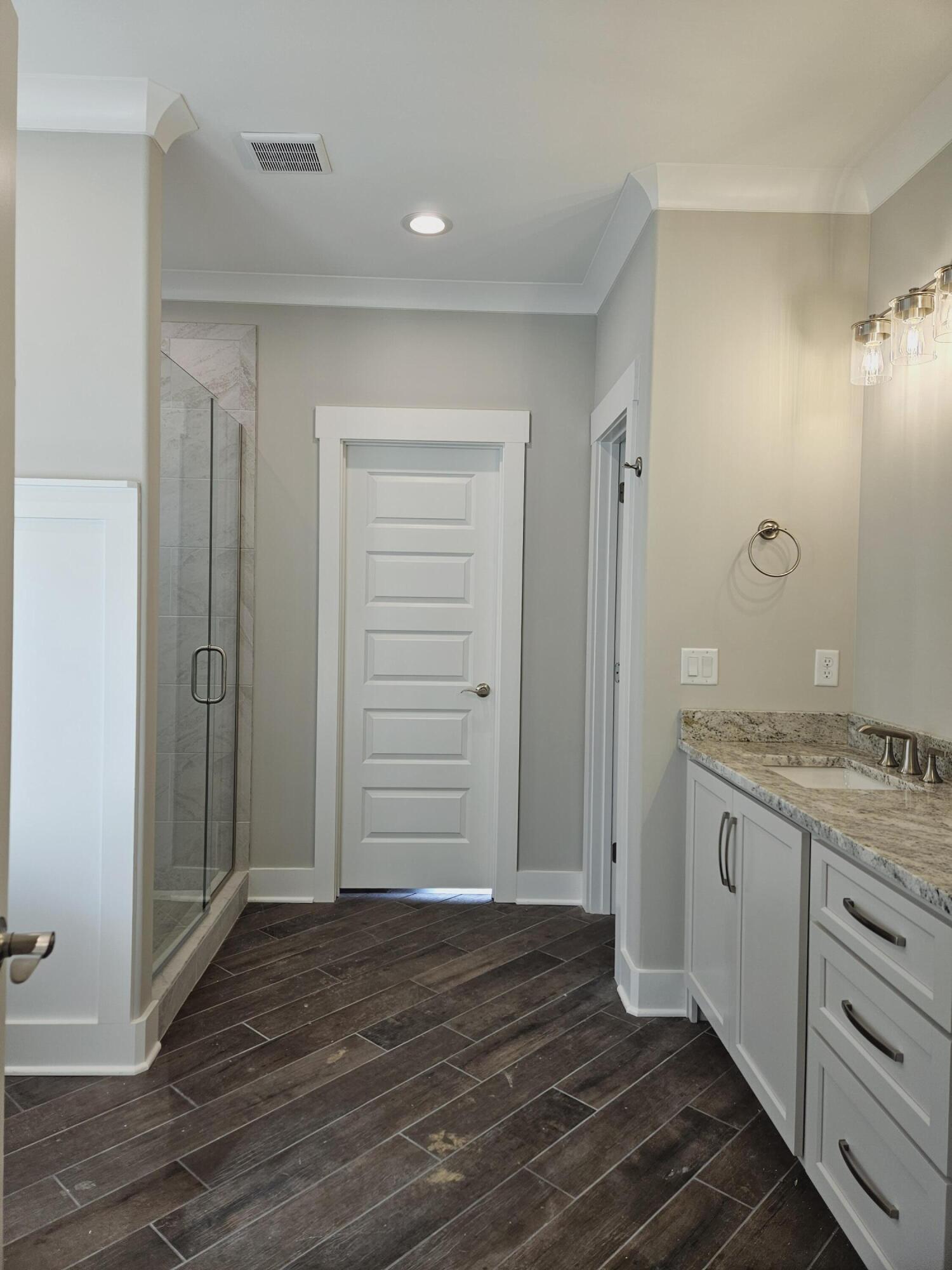 4077 Barnsley Loop, 71