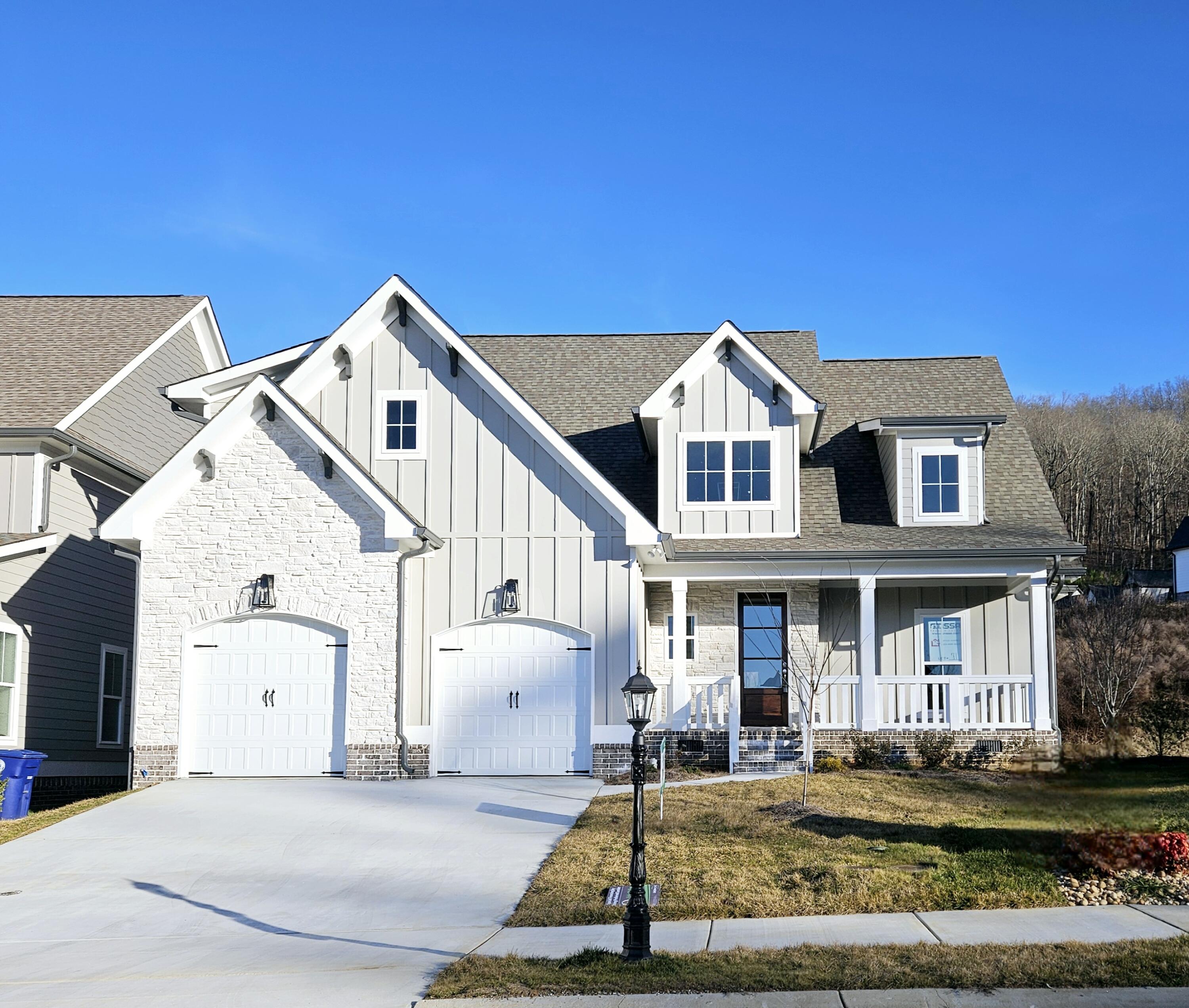 4077 Barnsley Loop, 71