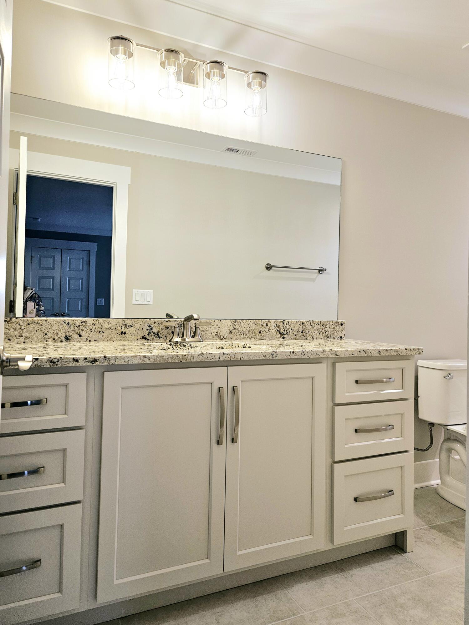 4077 Barnsley Loop, 71
