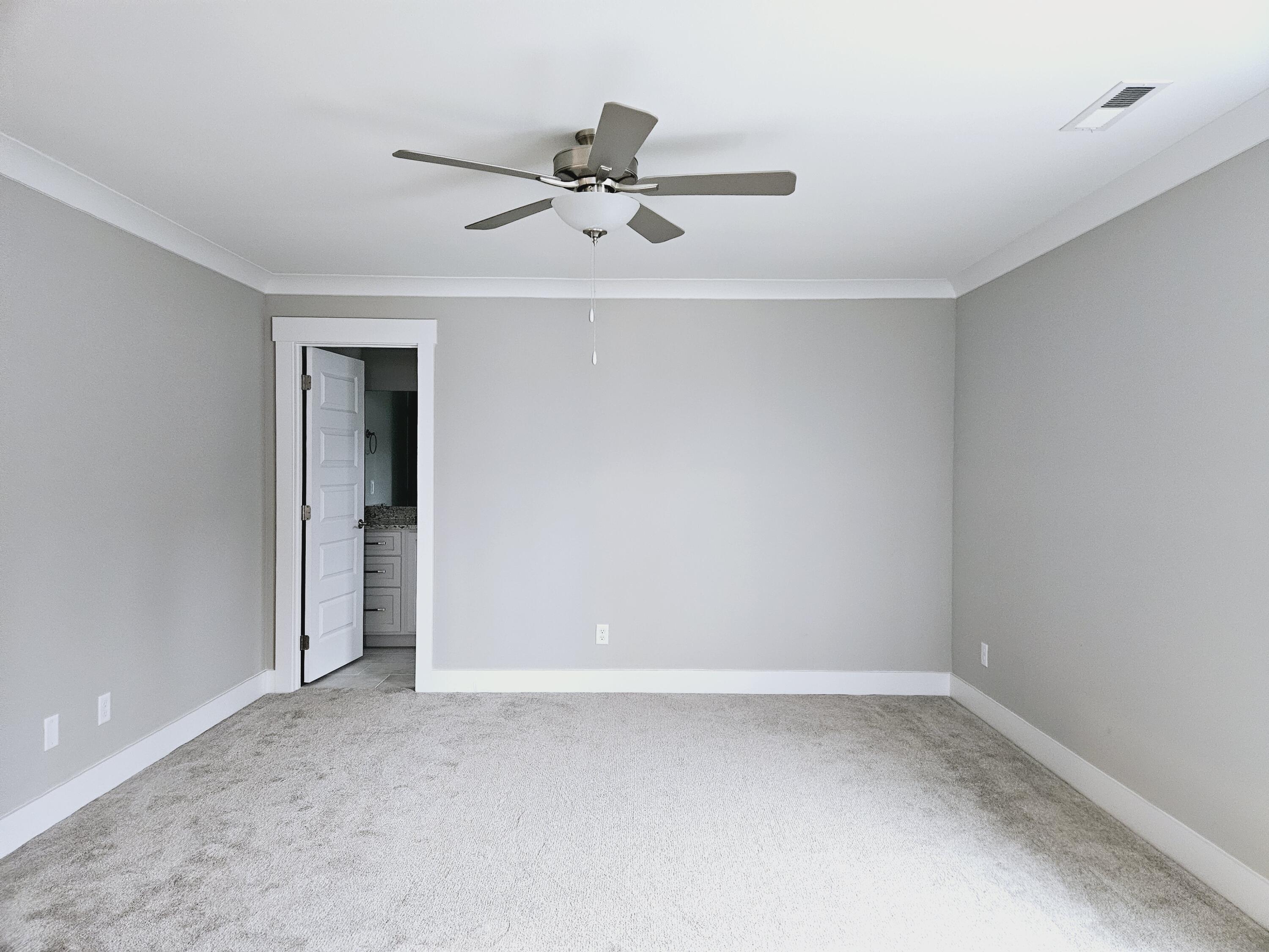 4077 Barnsley Loop, 71