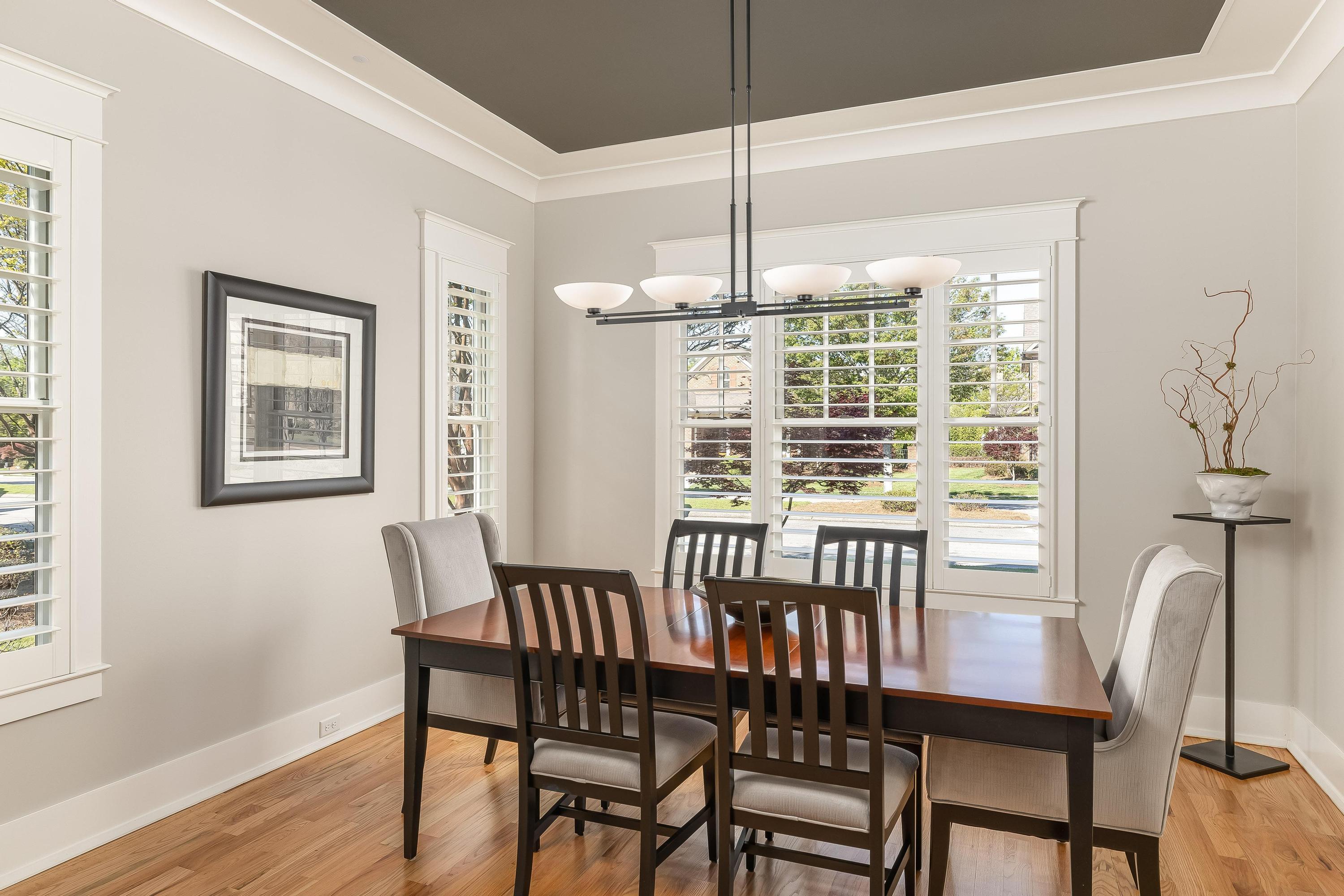 1198 Longholm Court