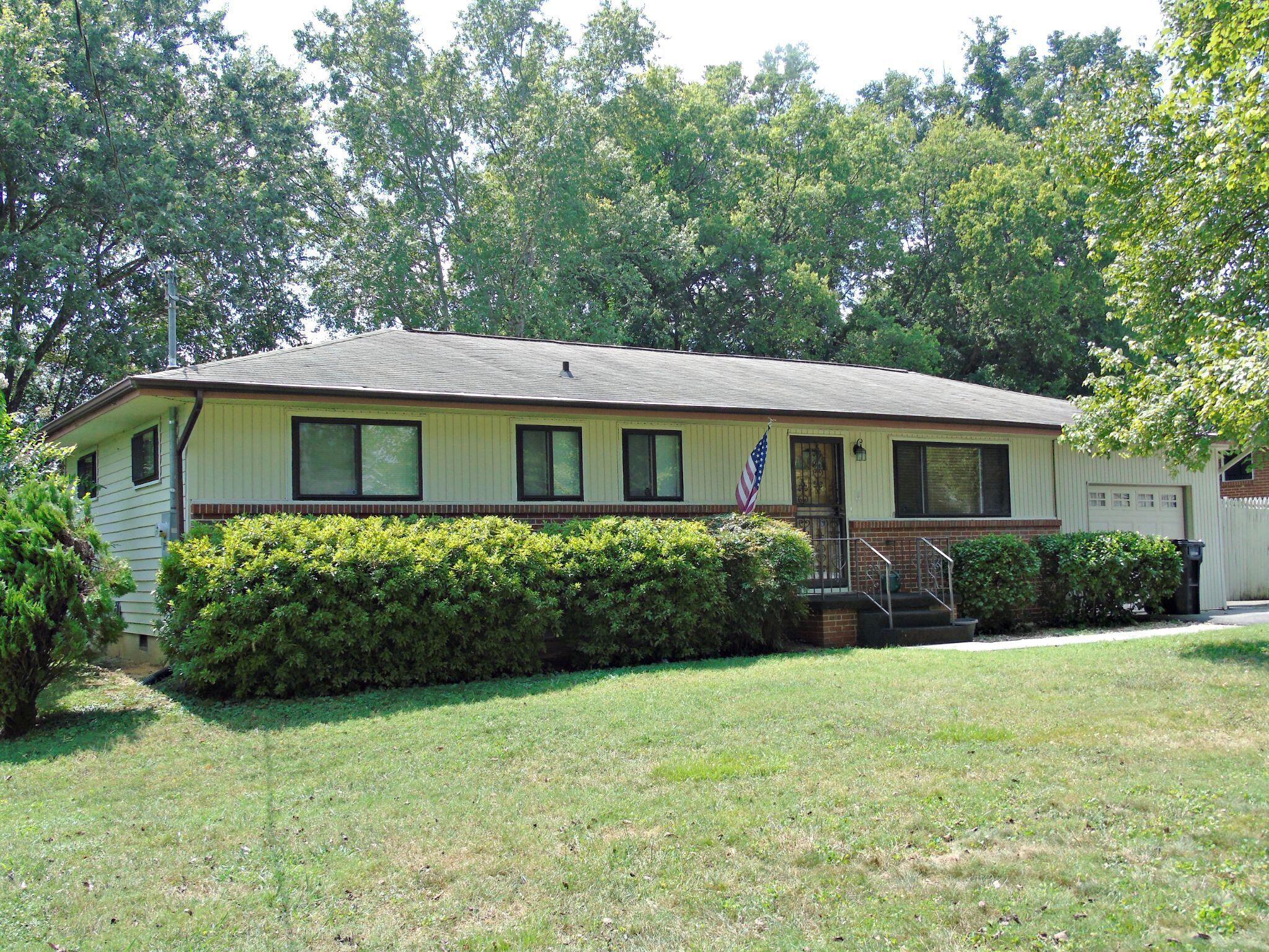 1170 W State Line Road