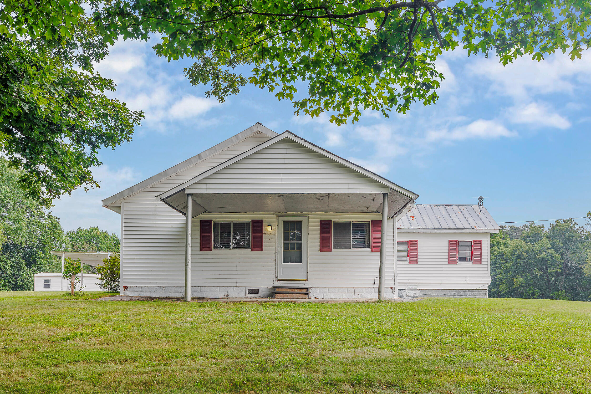 629 Courtney Lane