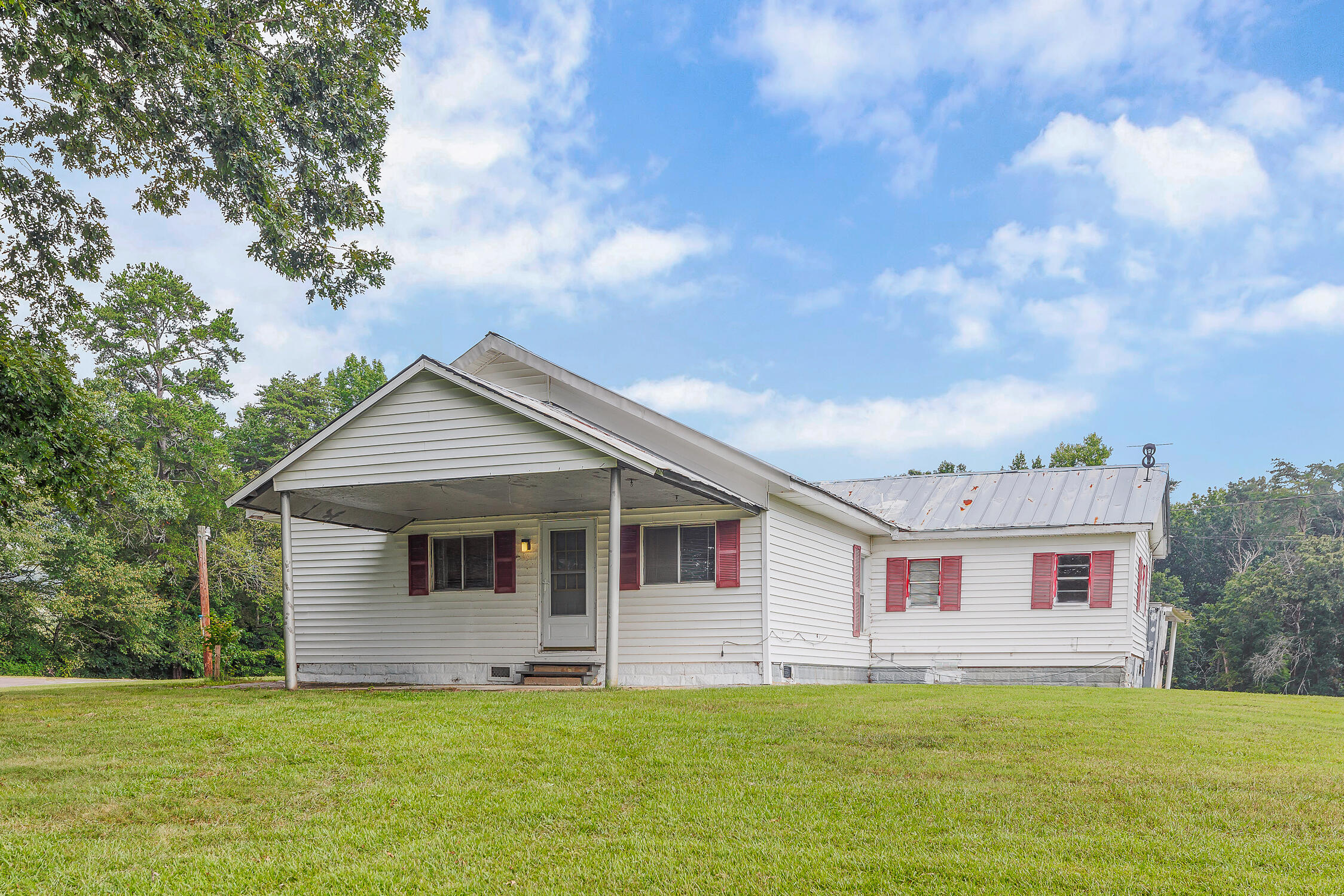 629 Courtney Lane
