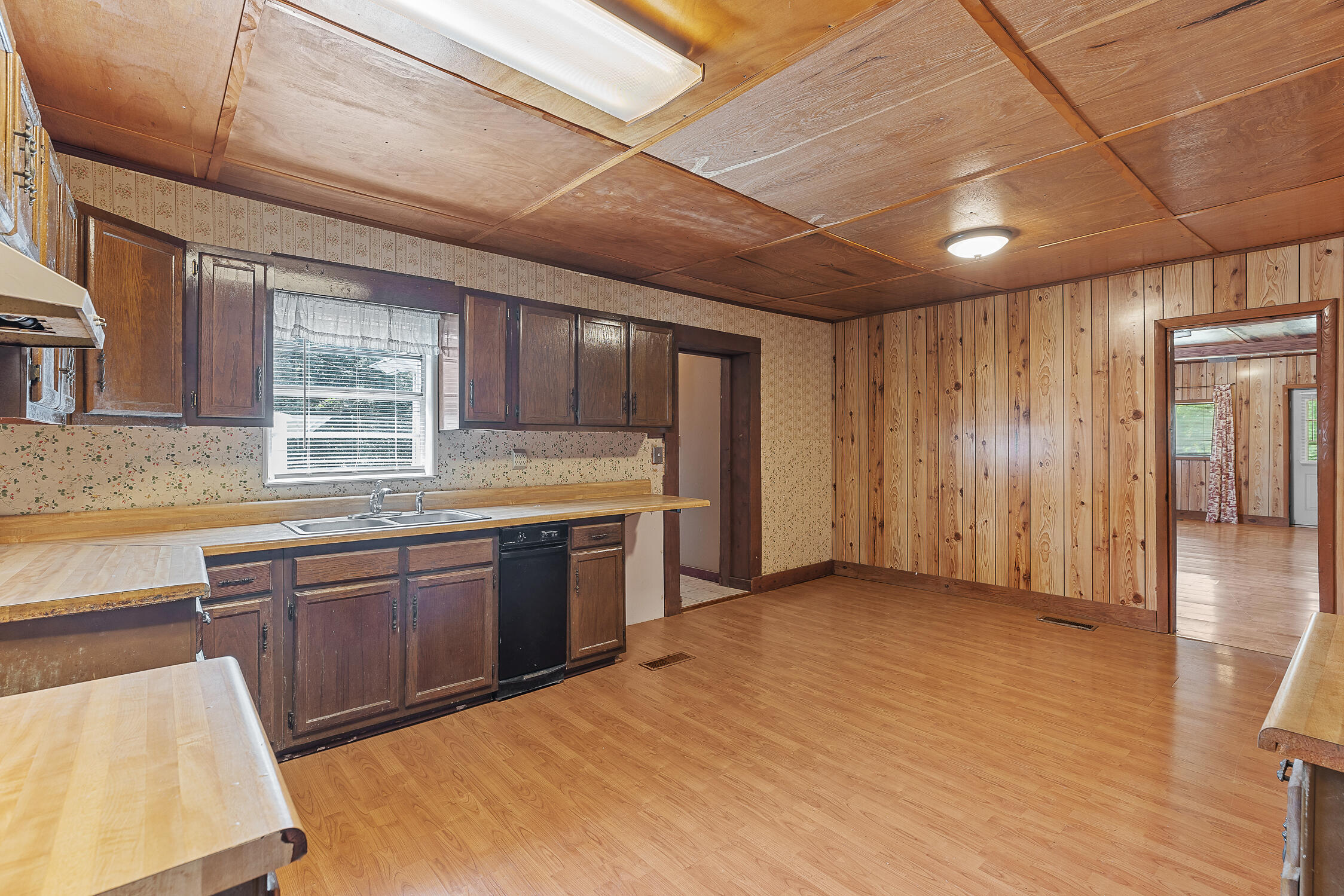 629 Courtney Lane