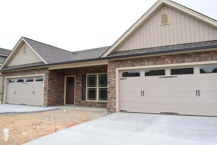6916 Village Lake Circle