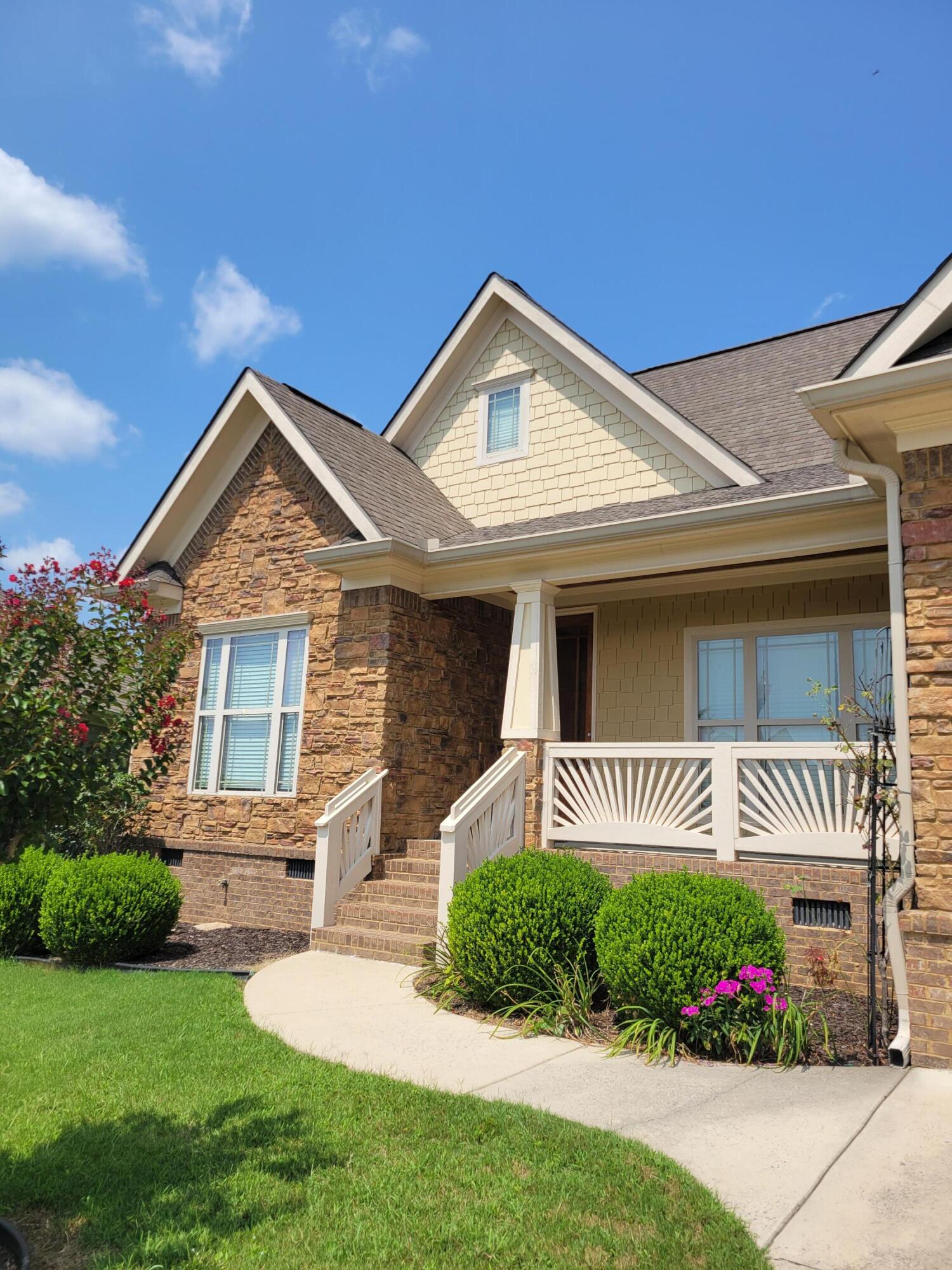 8263 Robertsview Drive