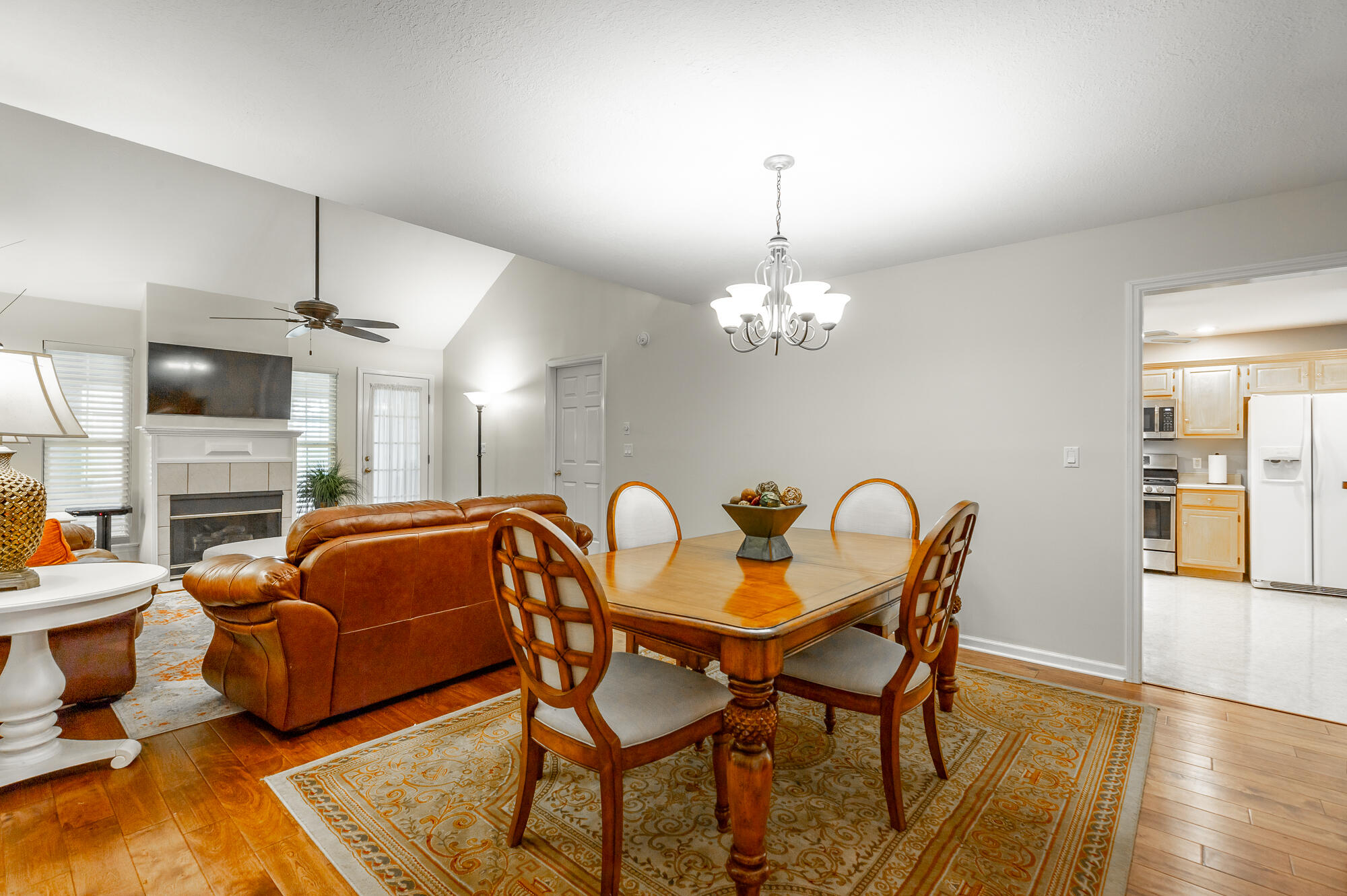 2405 Queens Lace Trail