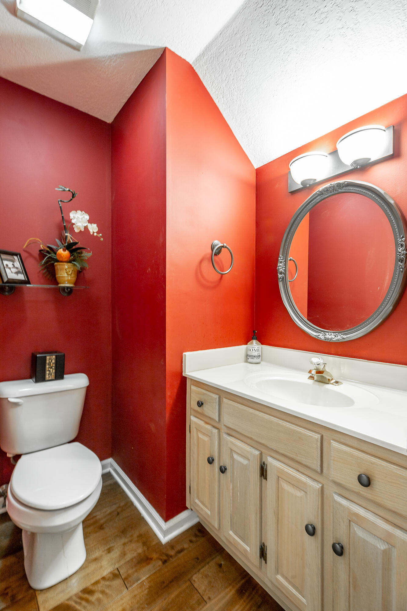 2405 Queens Lace Trail
