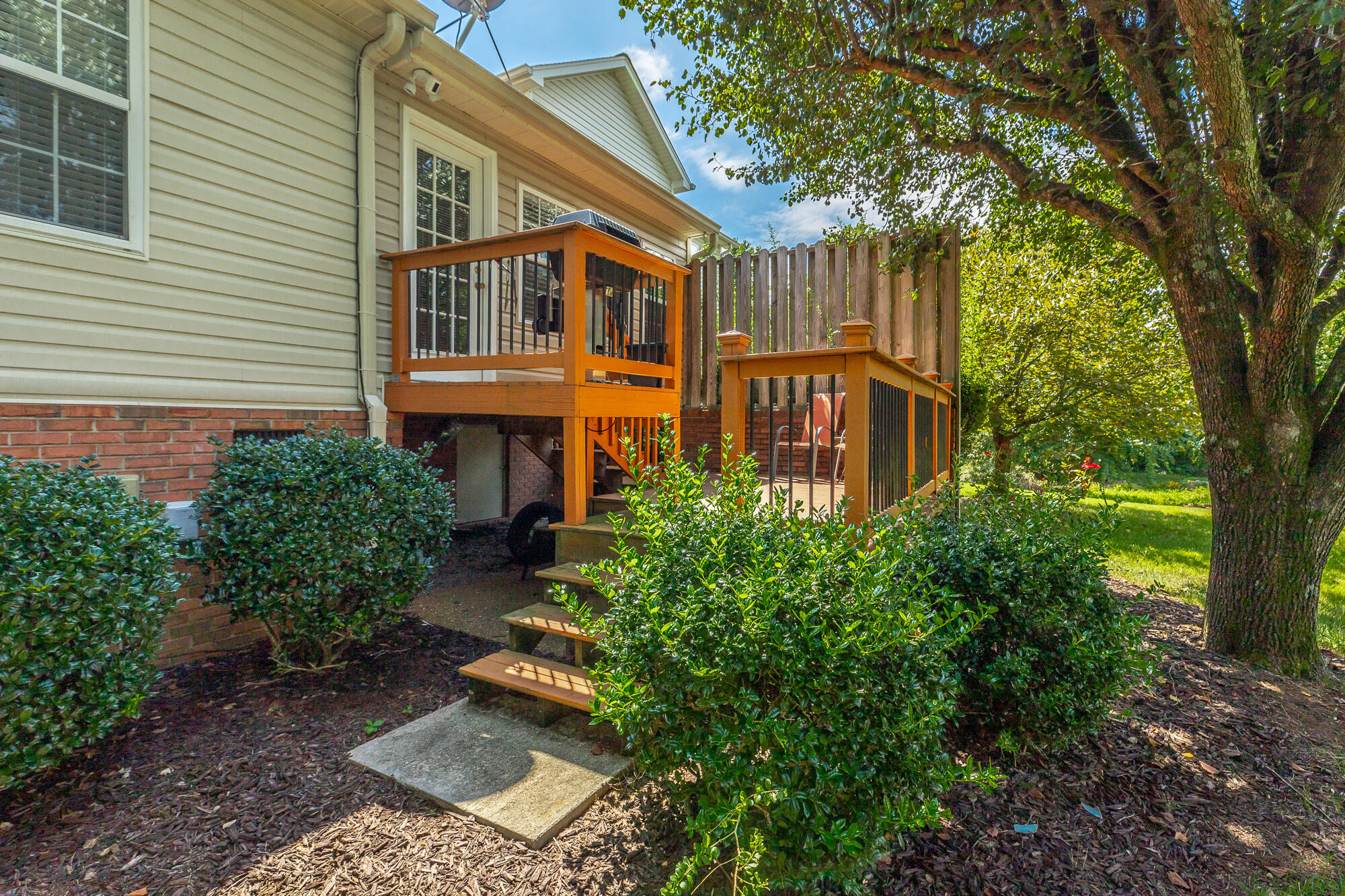 2405 Queens Lace Trail