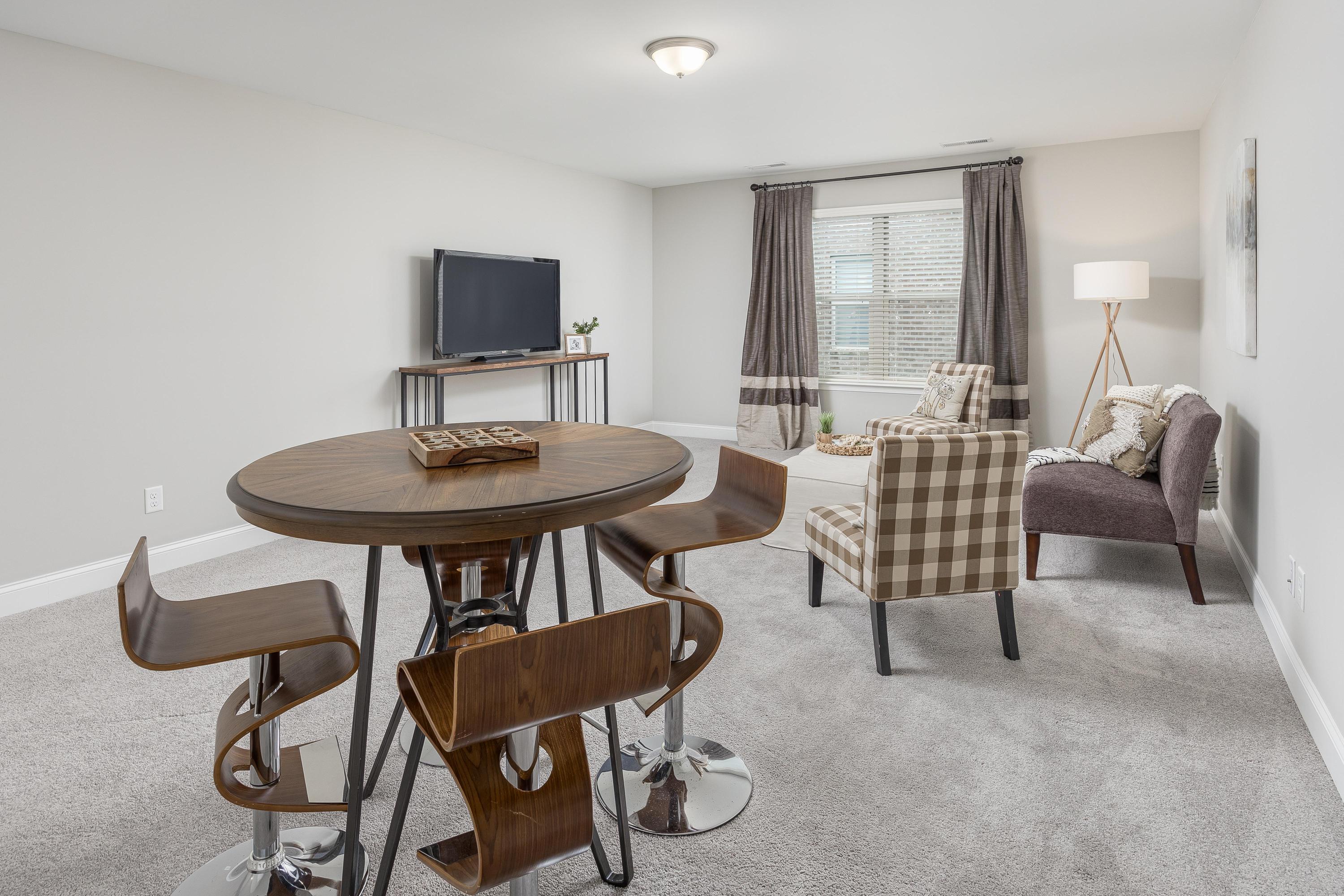 1524 Buttonwood Loop