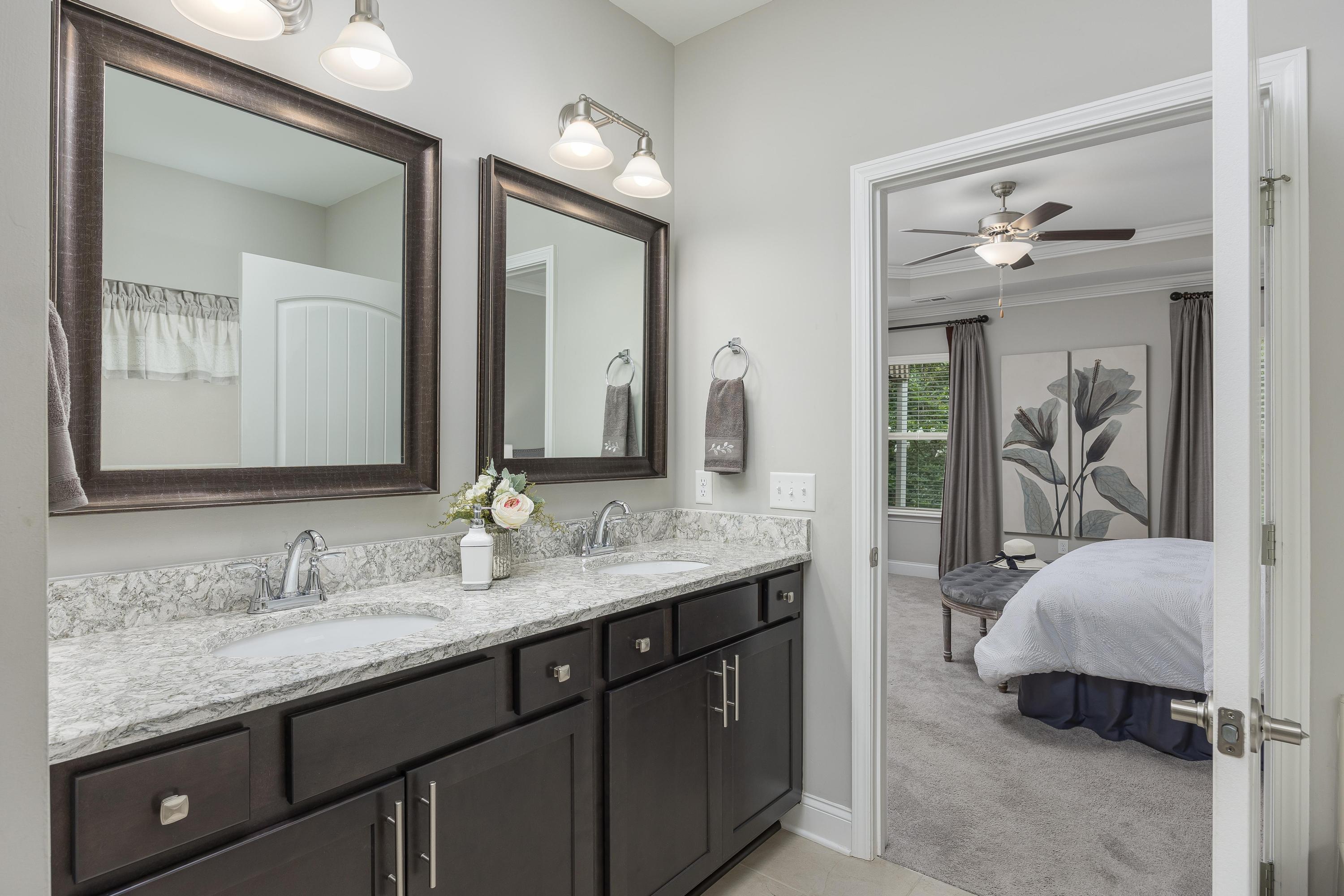 1524 Buttonwood Loop