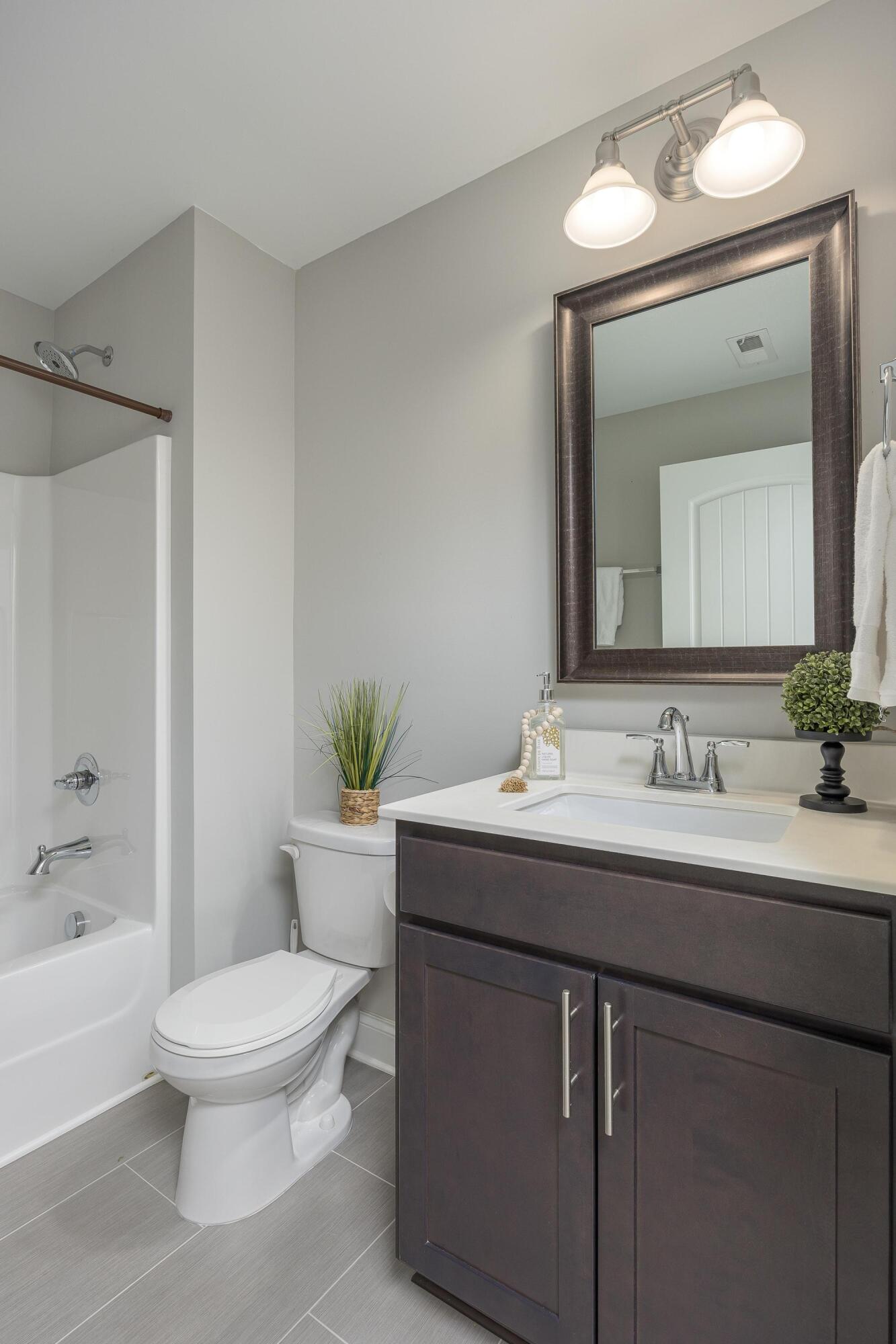 1524 Buttonwood Loop