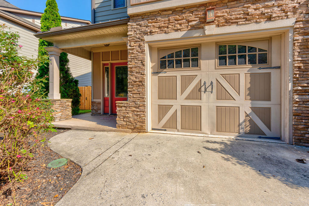 81 Orchard Lane