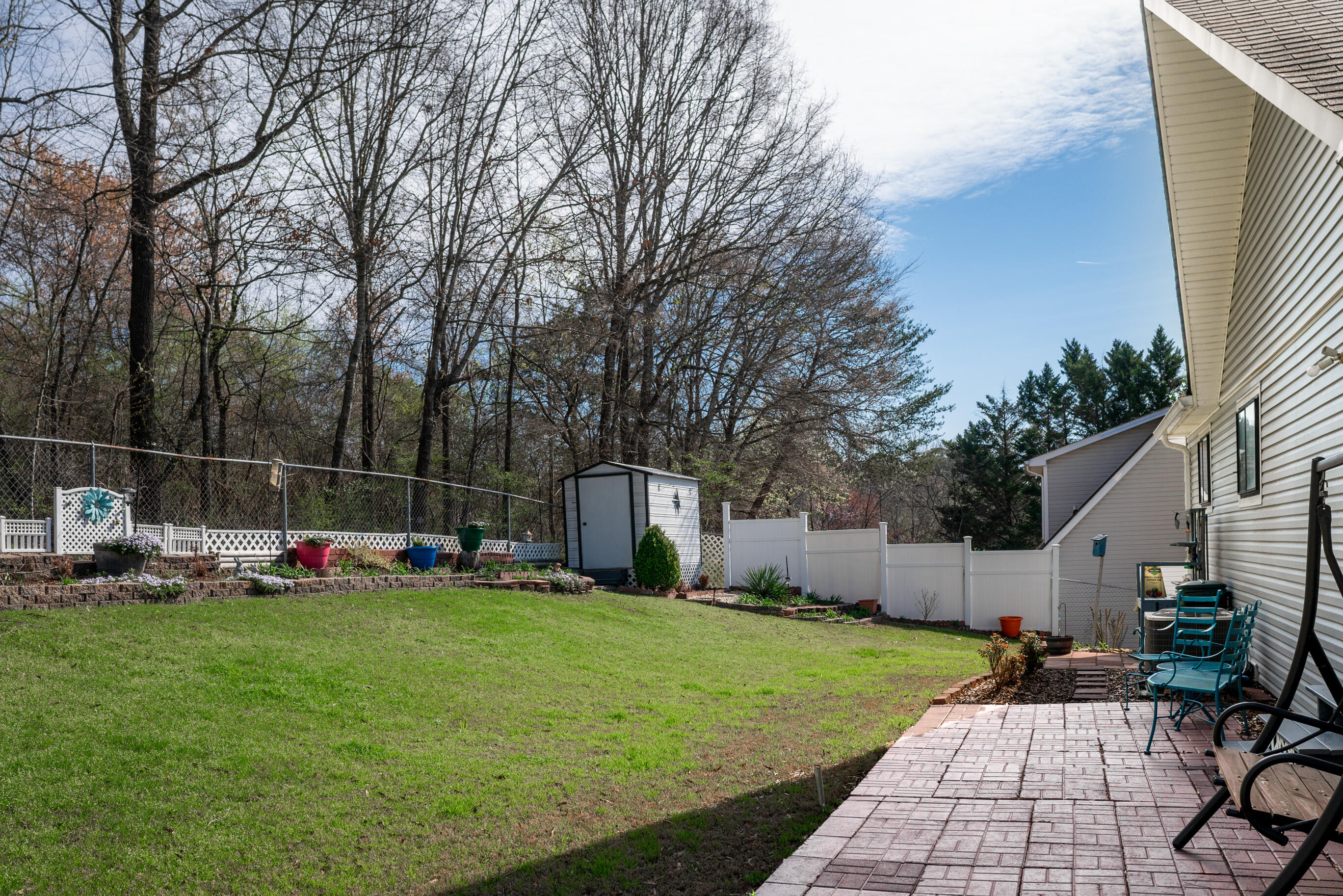2125 Dallas Lake Road
