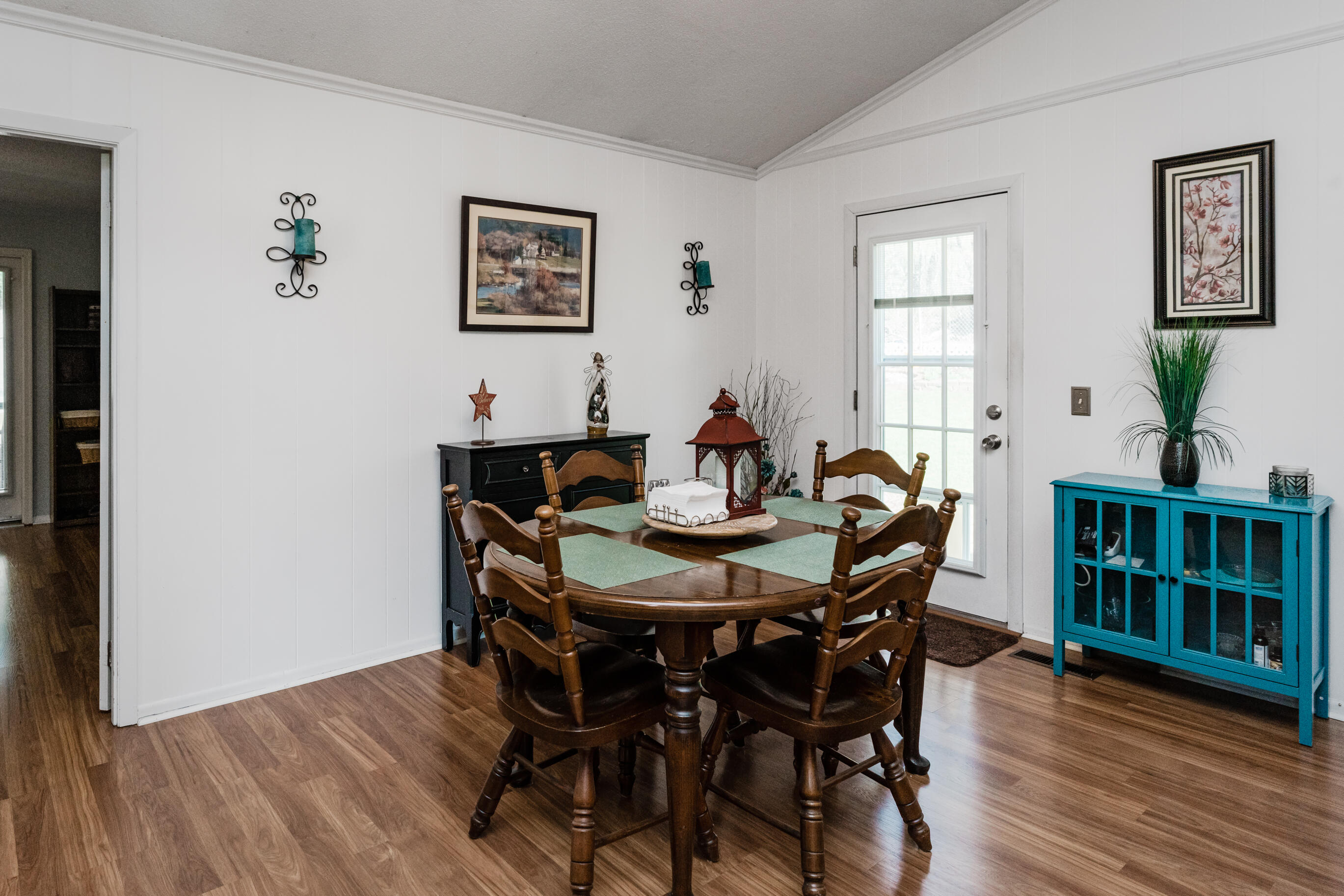 2125 Dallas Lake Road