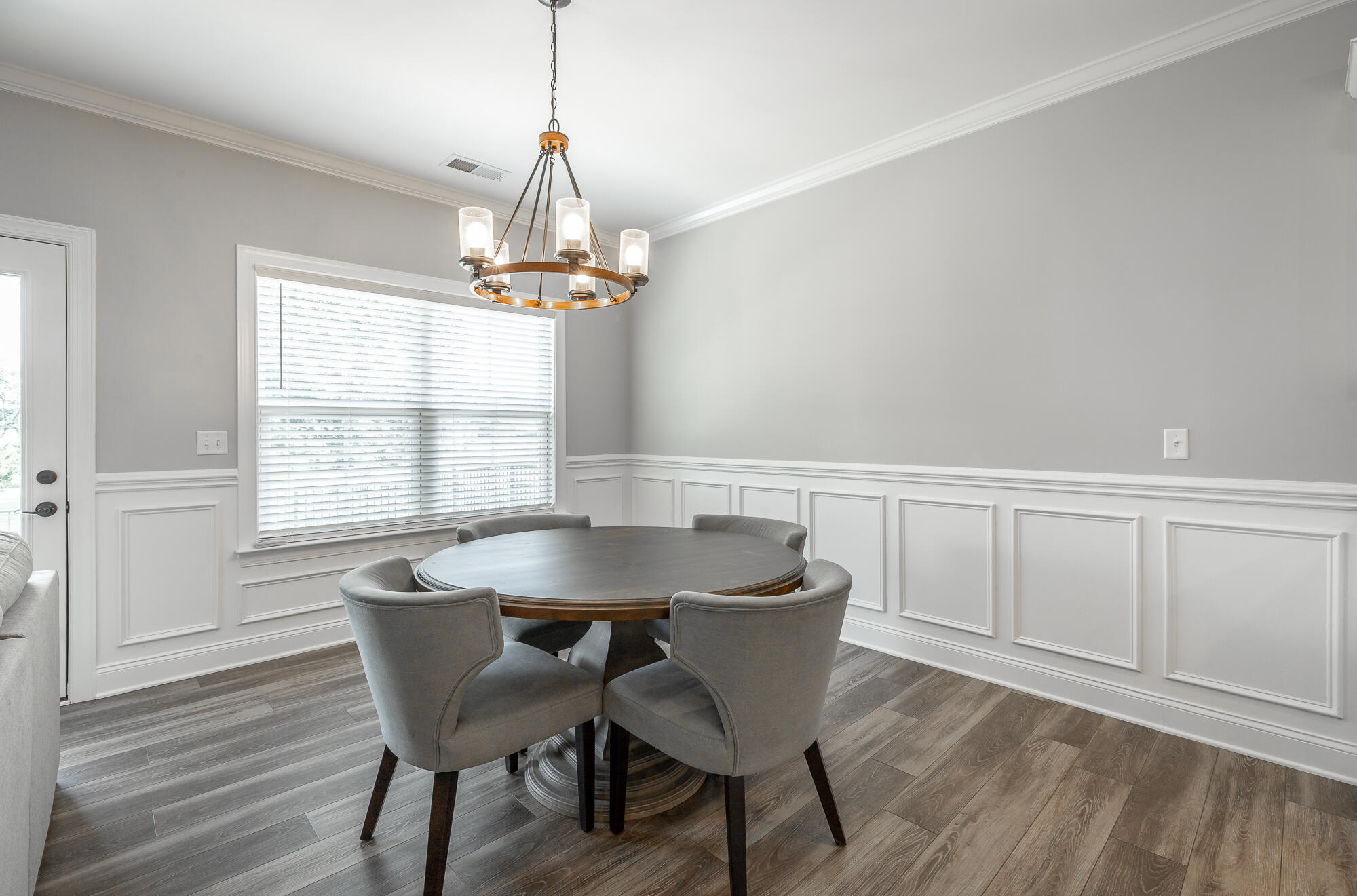 5911 Amber Valley Lane