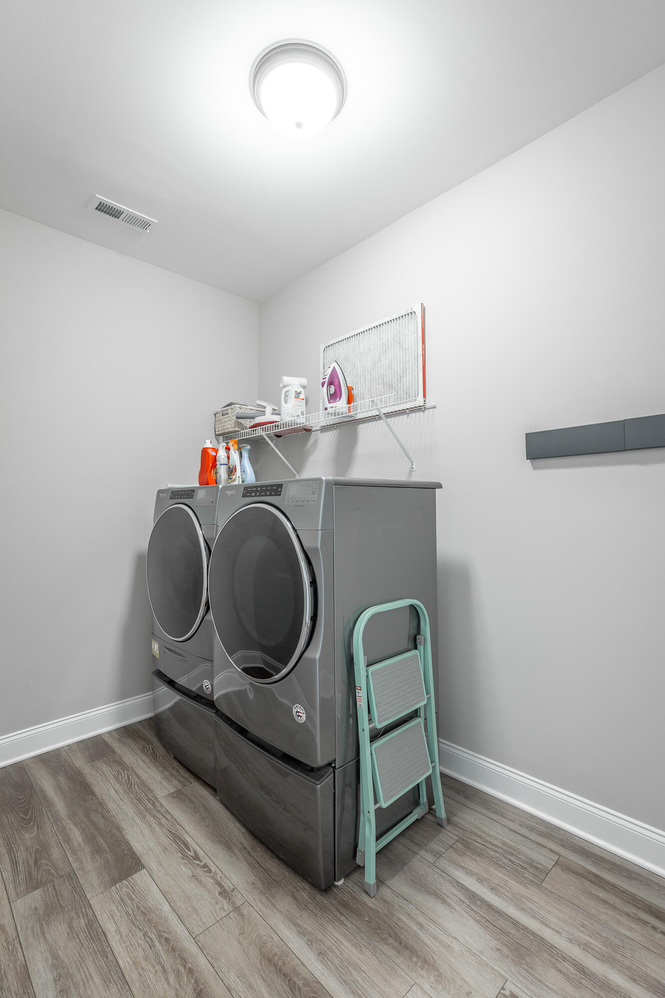 5911 Amber Valley Lane