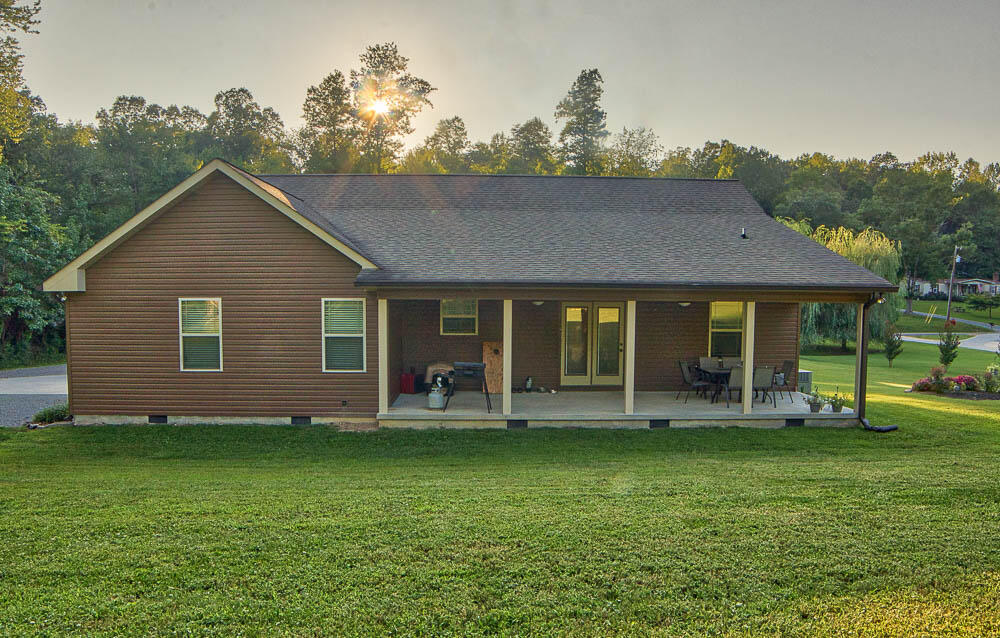 12558 Posey Hollow Road