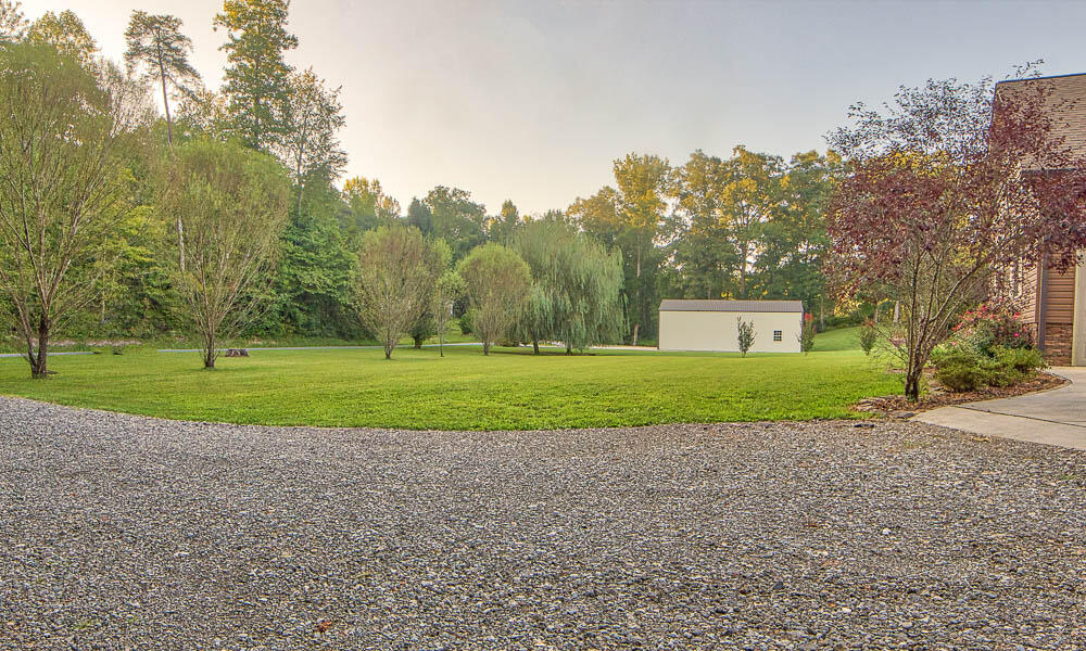 12558 Posey Hollow Road