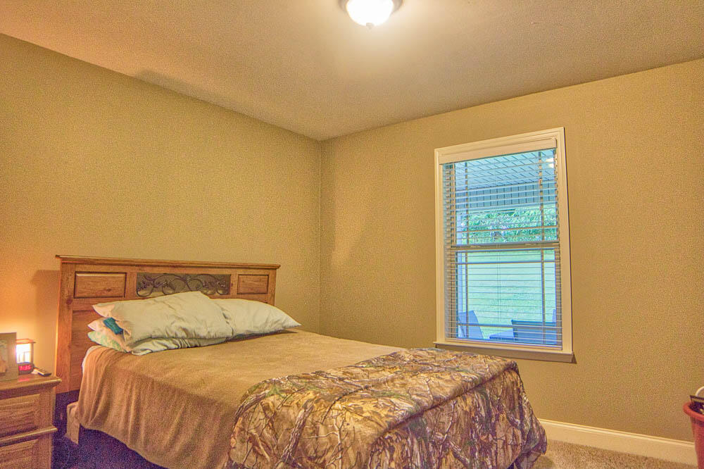 12558 Posey Hollow Road