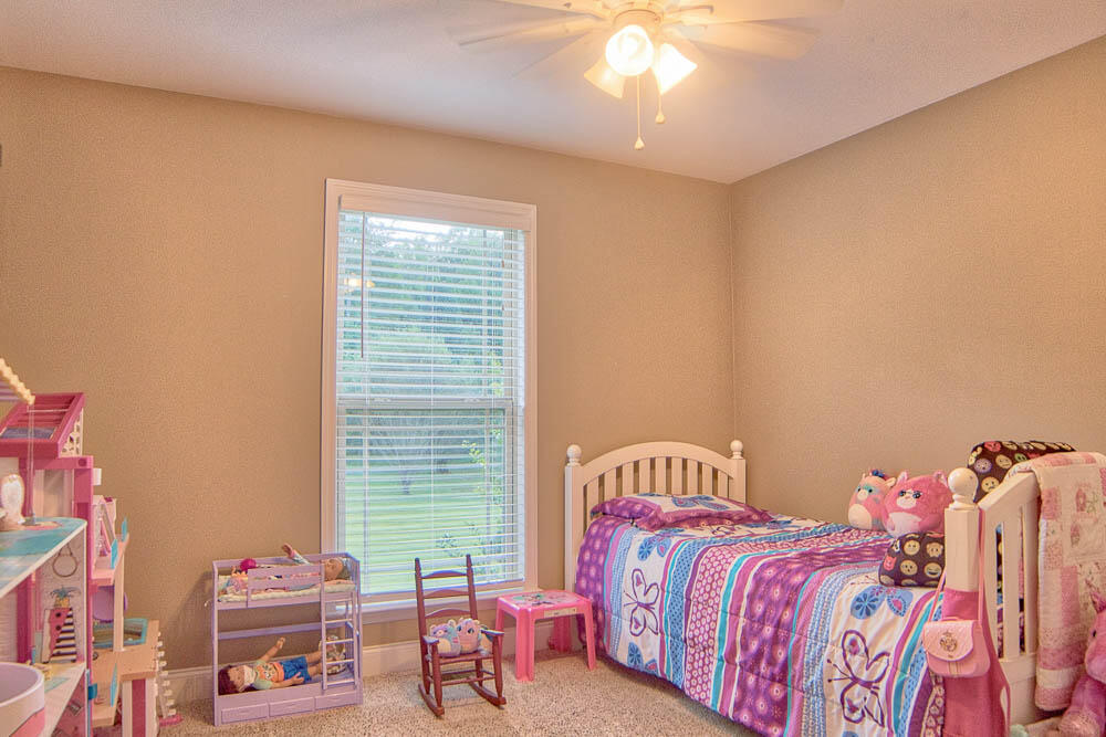 12558 Posey Hollow Road