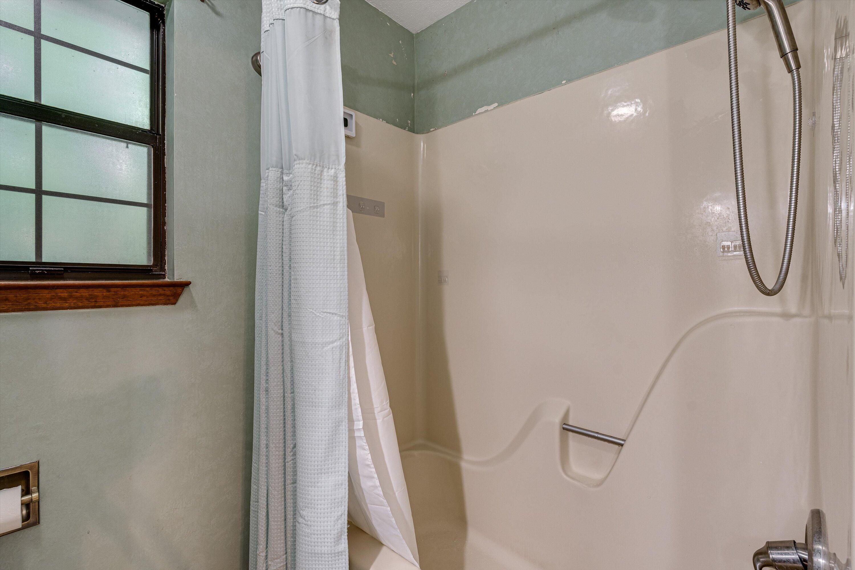 1012 Woodfern Trail