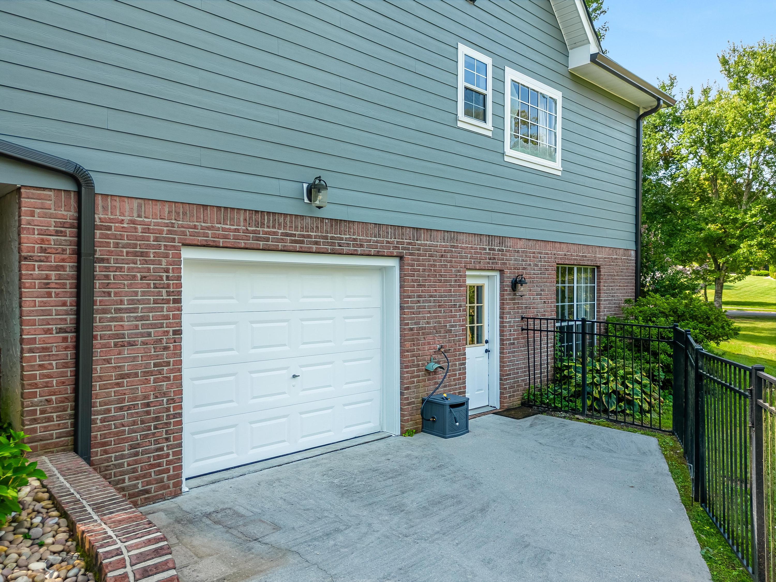 9061 Dayflower Drive