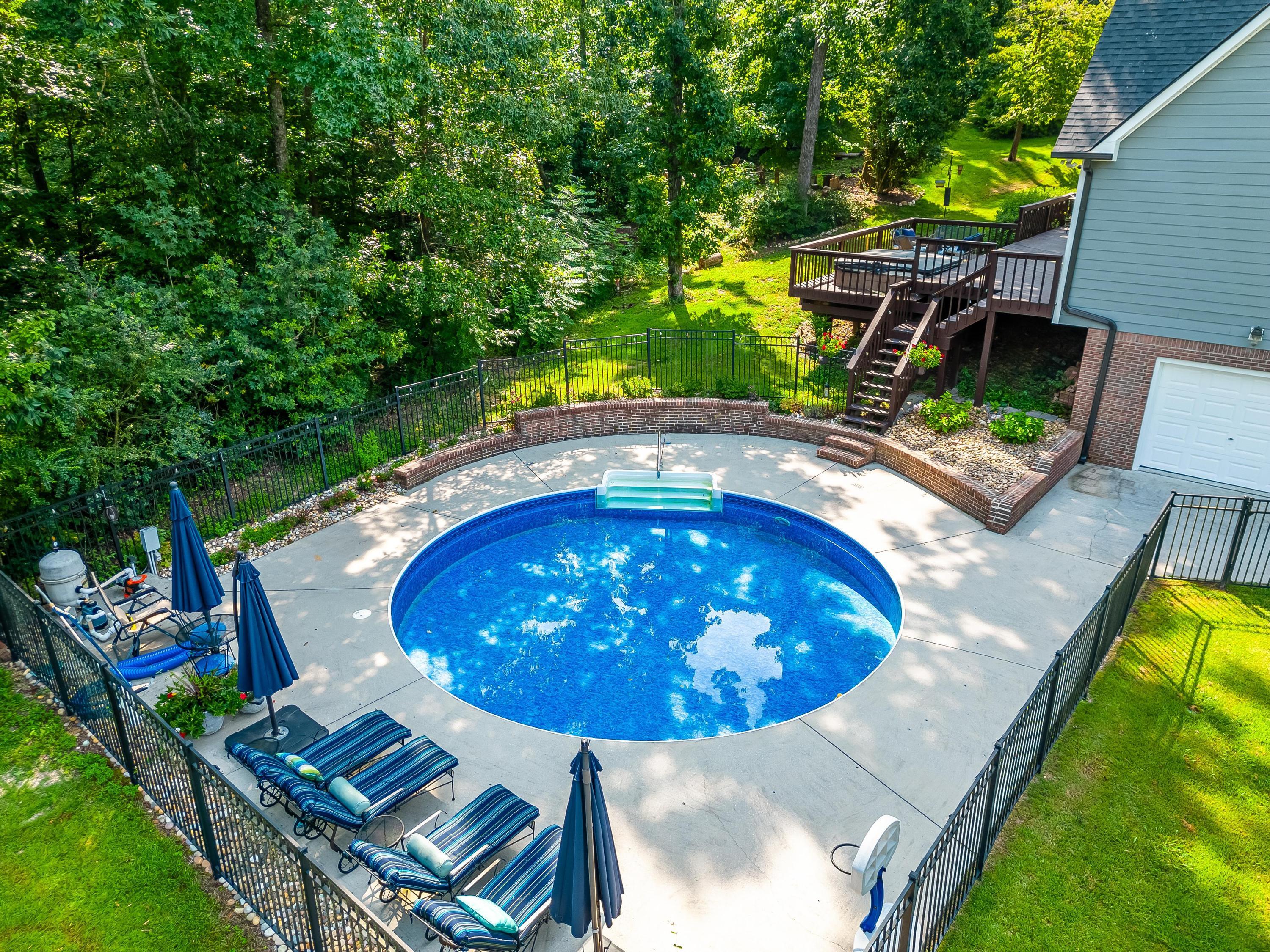 9061 Dayflower Drive