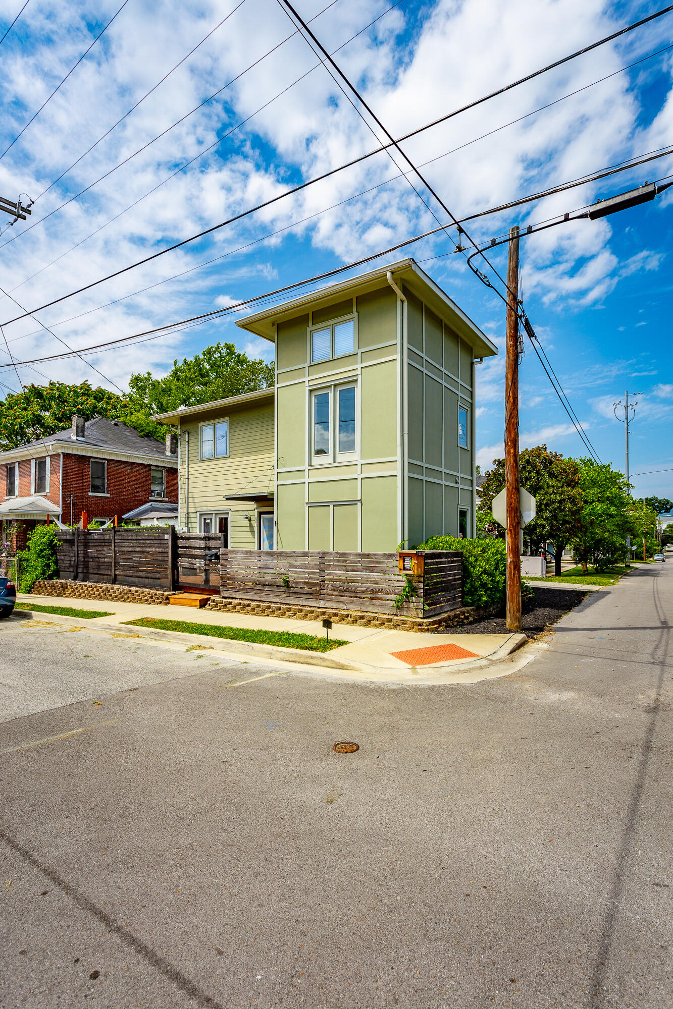 803 Magnolia Street
