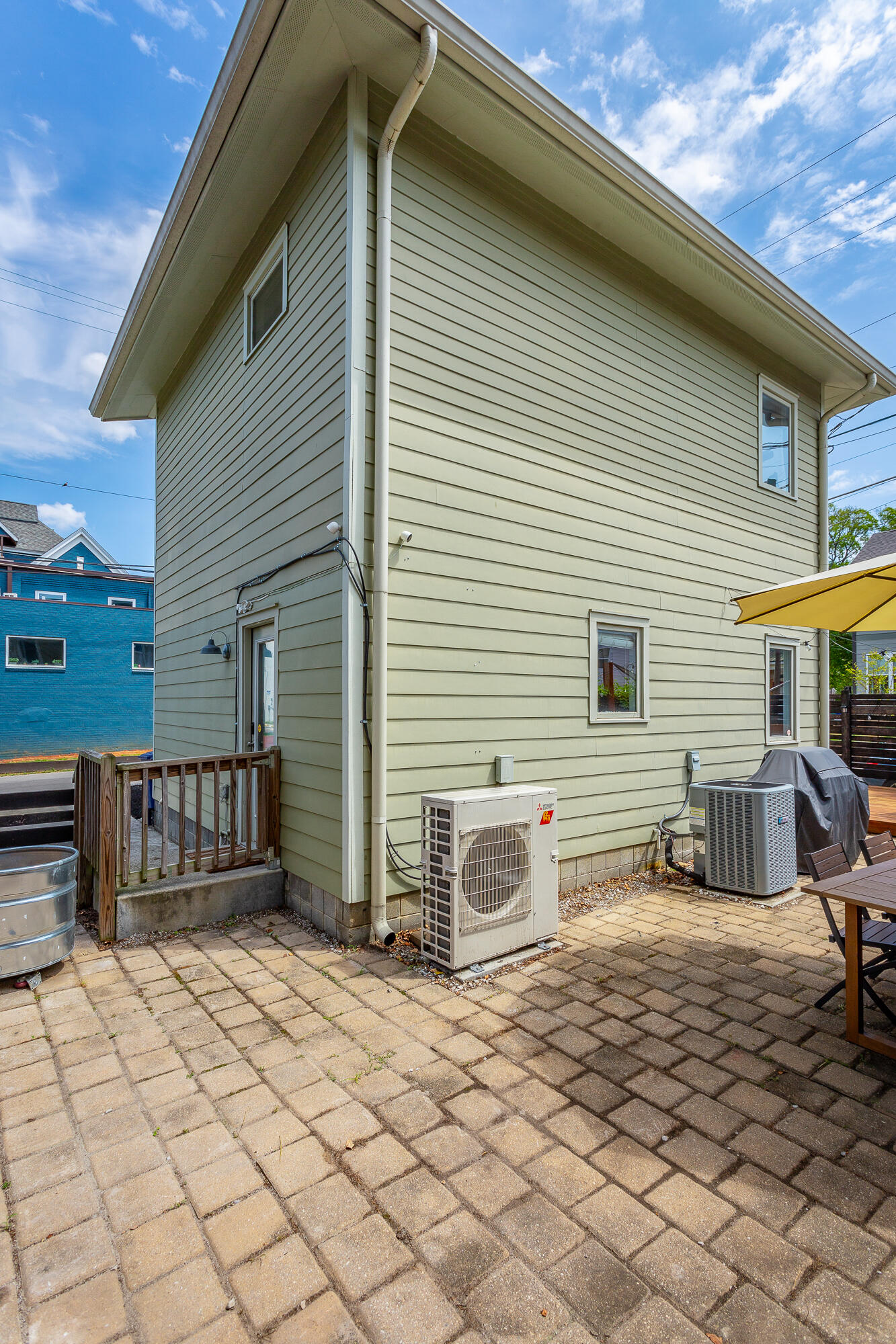 803 Magnolia Street