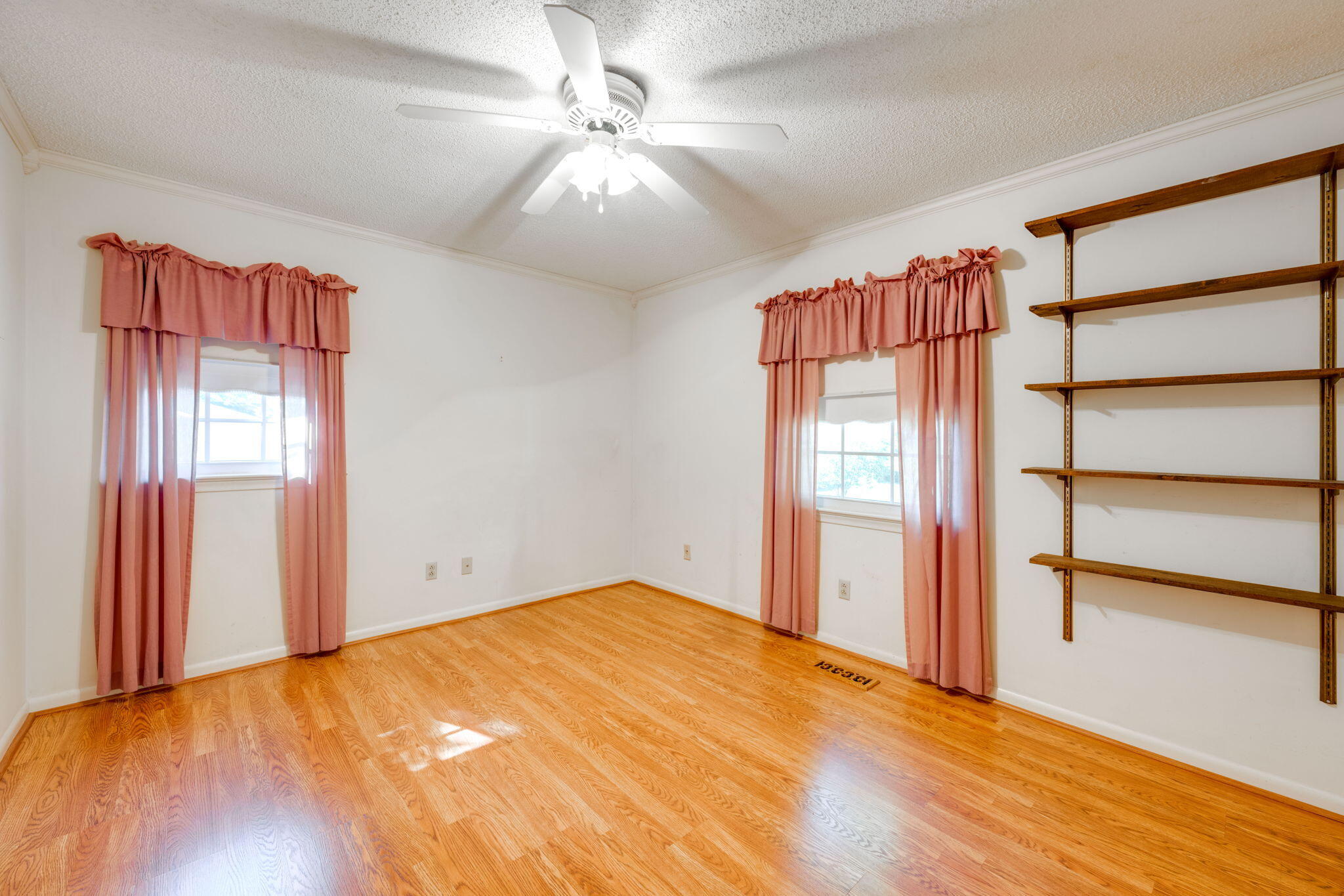2511 Dowler Circle