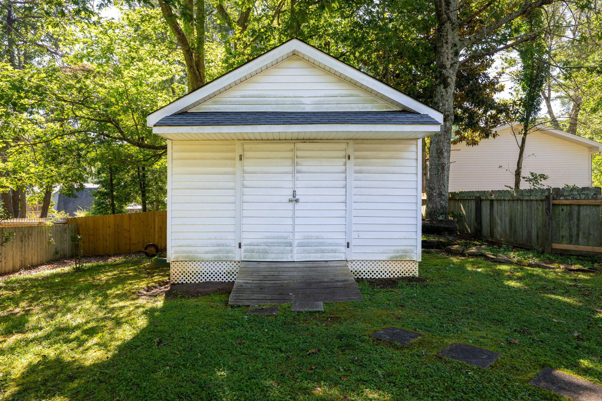 2511 Dowler Circle