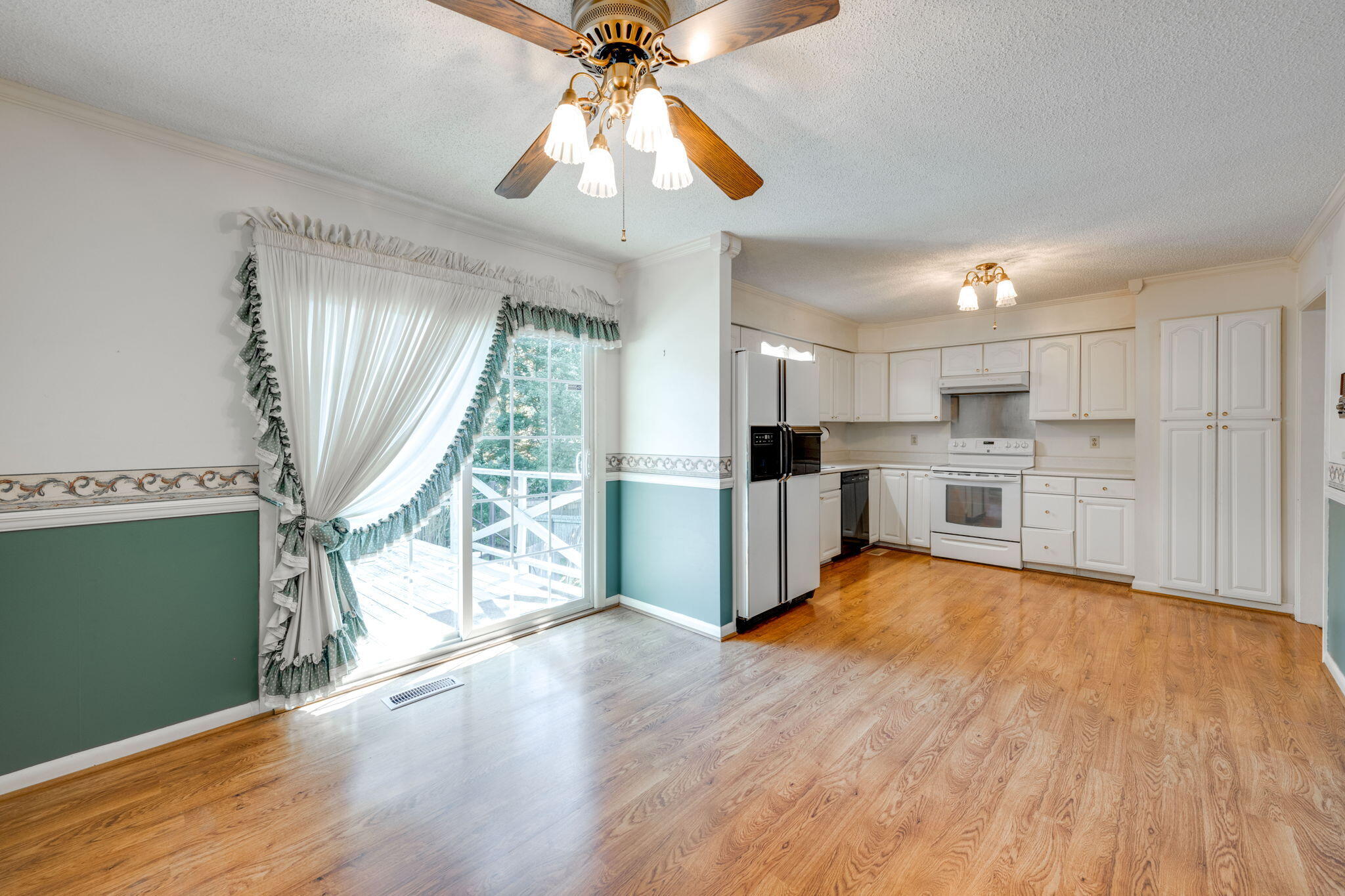 2511 Dowler Circle