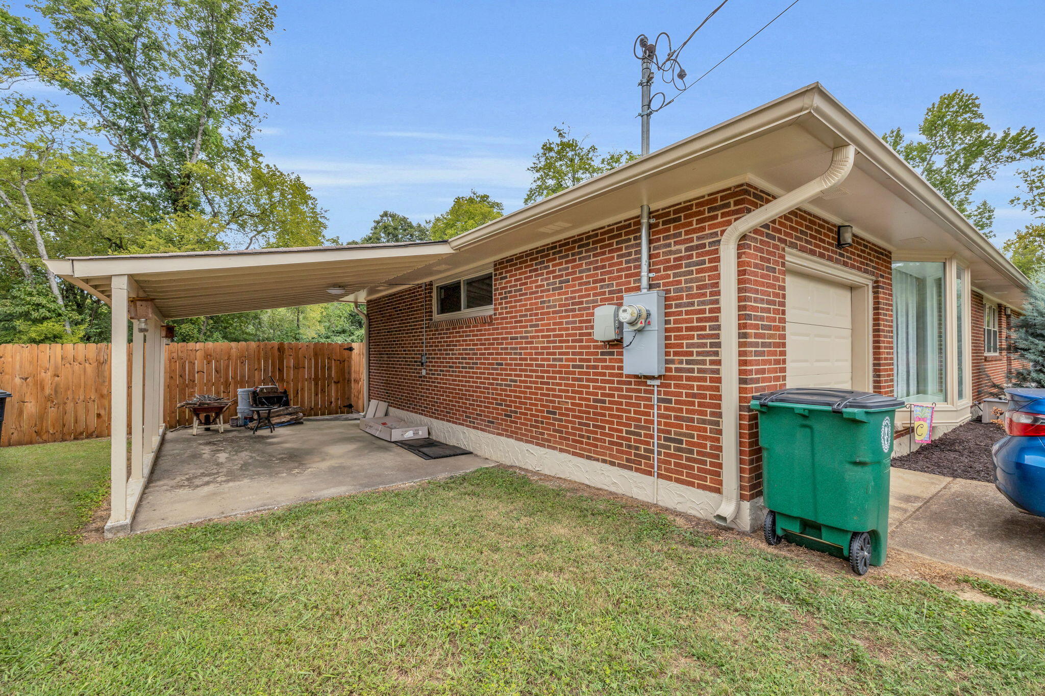 609 Shady Drive